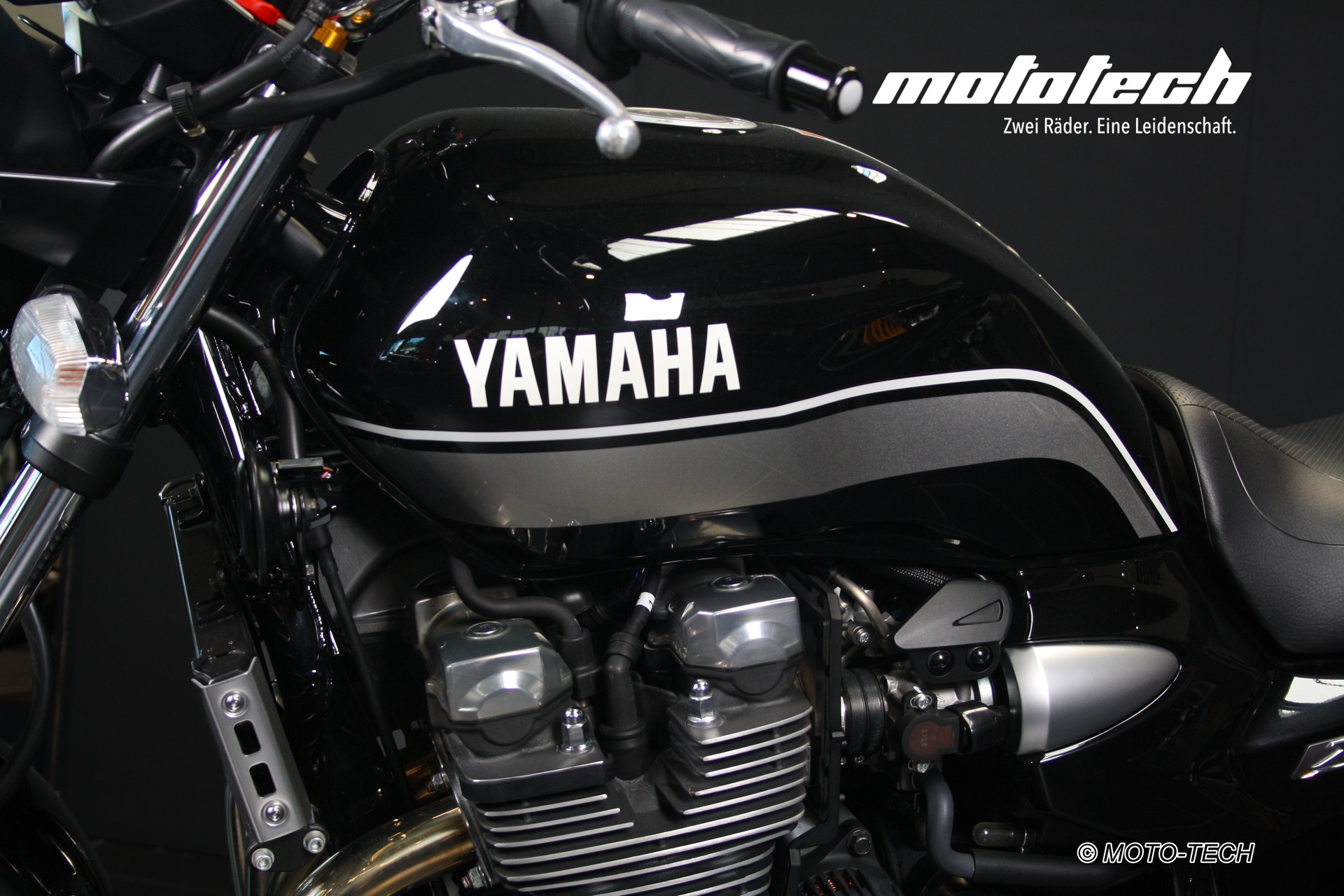 YAMAHA XJR 1300-image-6