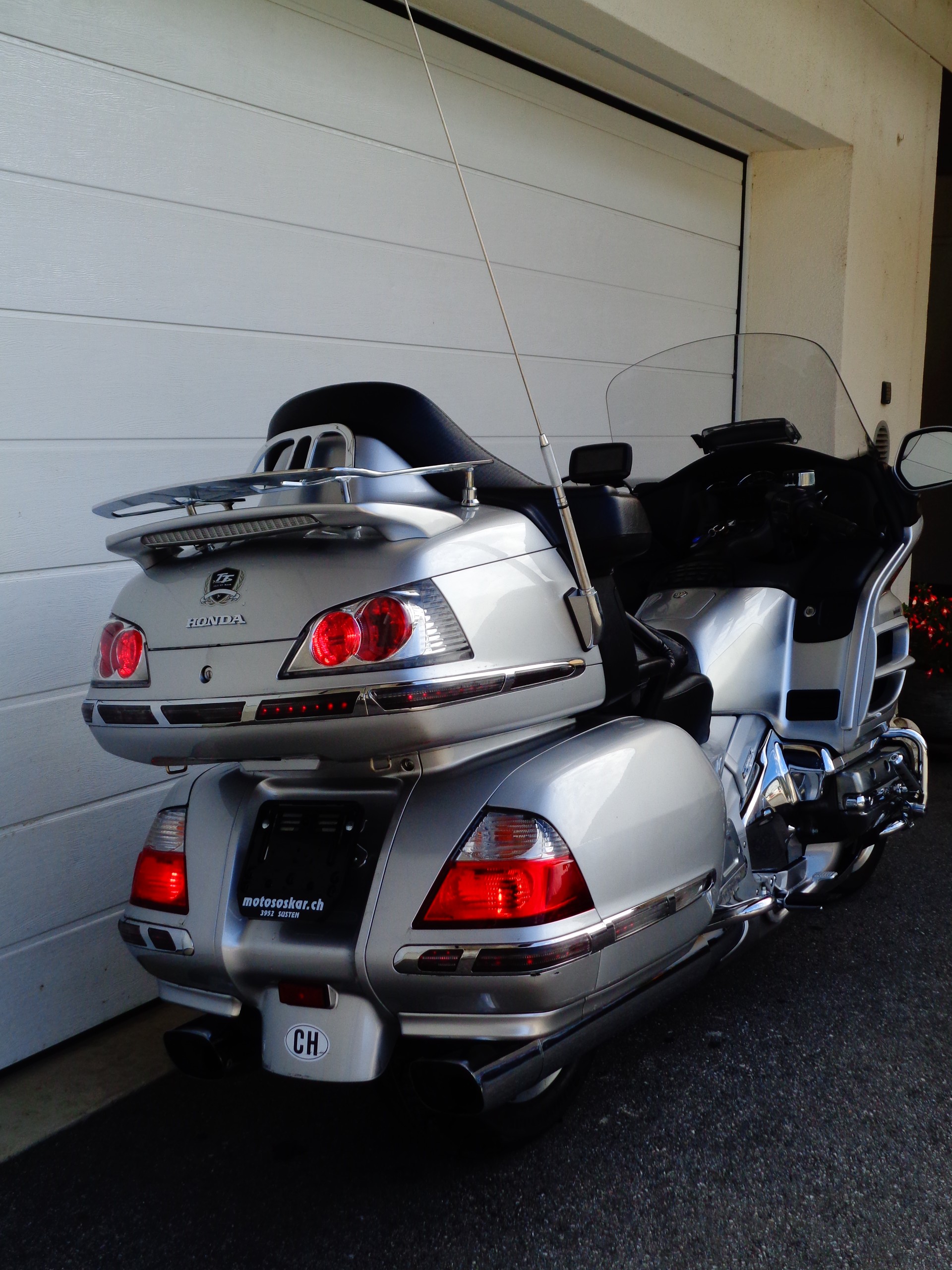 HONDA GL 1800 A Goldwing-image-2