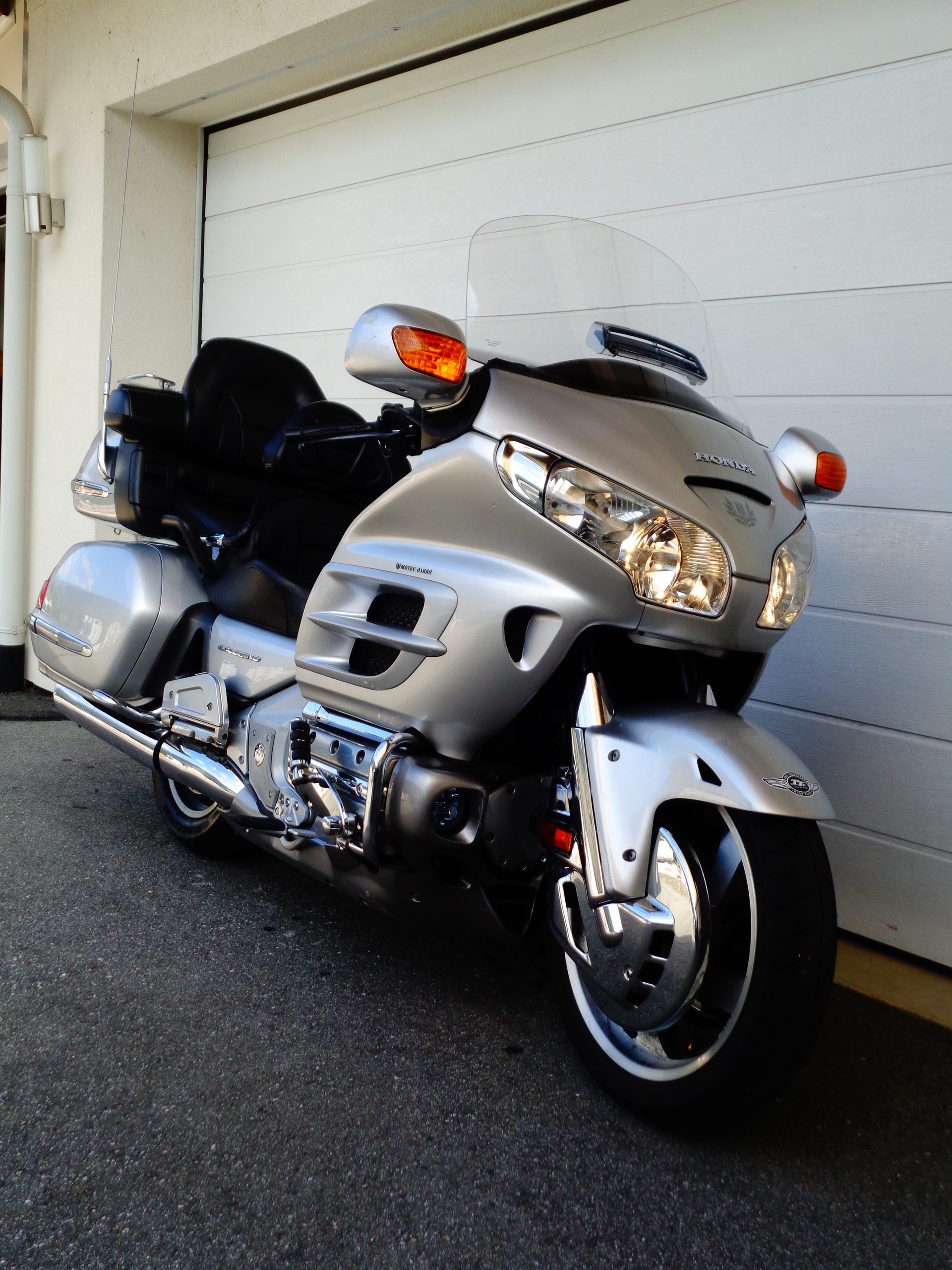 HONDA GL 1800 A Goldwing-image-4