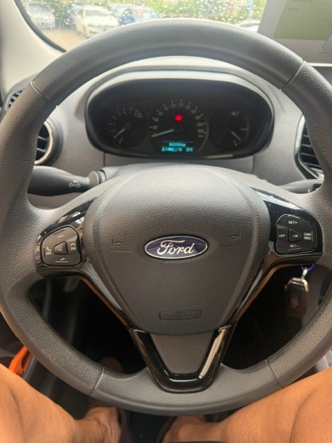 FORD KA+ 1.2 Ti-VCT Cool&Sound-image-15