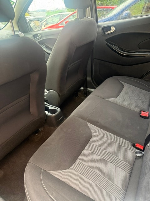 FORD KA+ 1.2 Ti-VCT Cool&Sound-image-7