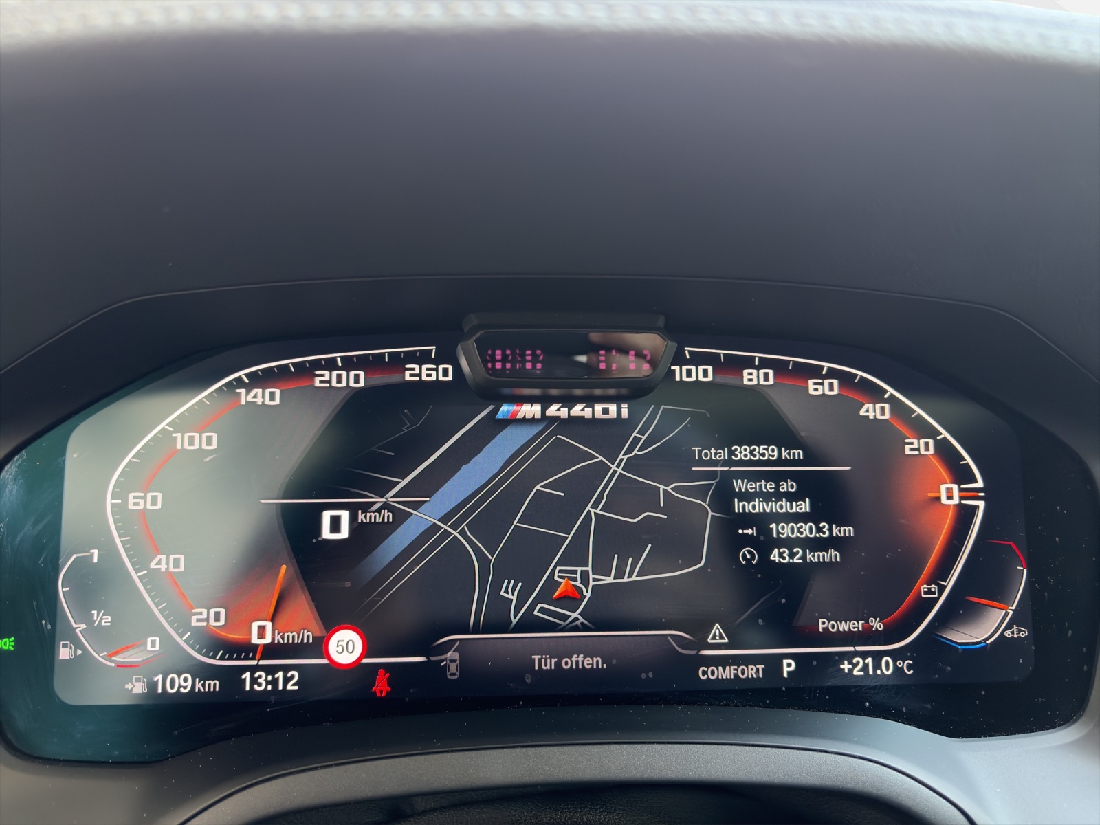 BMW M440i xDrive Gran Coupé-image-12