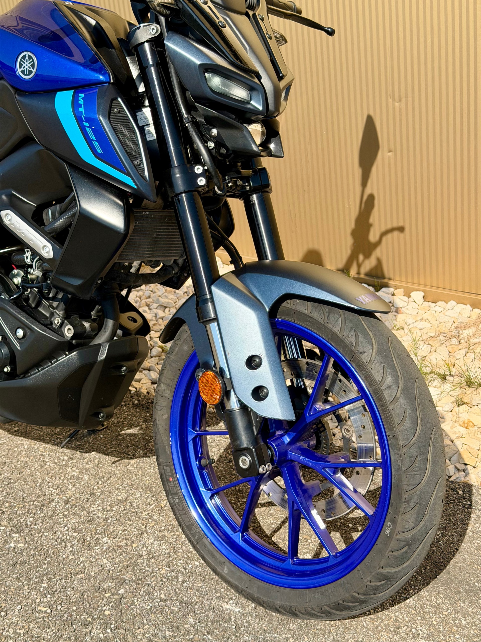 YAMAHA MT-125 ABS-image-1