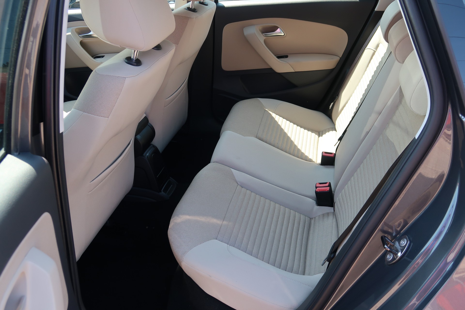 VW Polo 1.2 TSI Comfortline-image-7