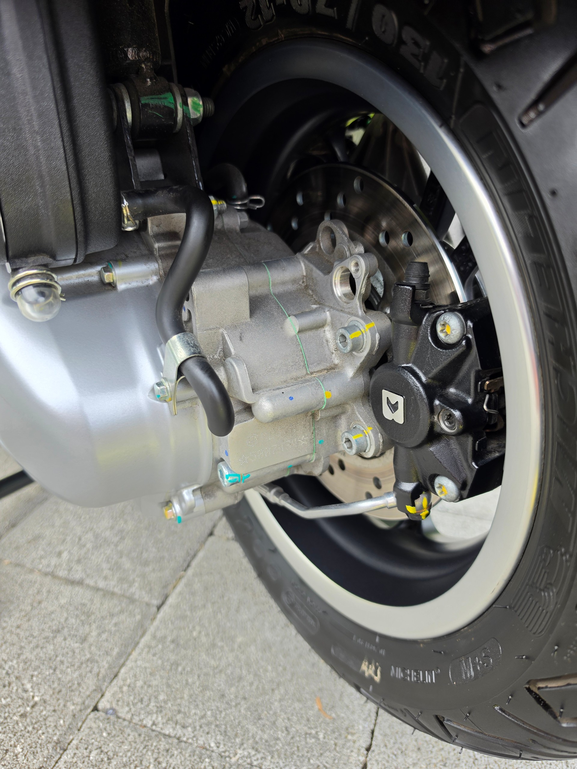 PIAGGIO Vespa GTS 125 Super Tech RST Euro 5+-image-9