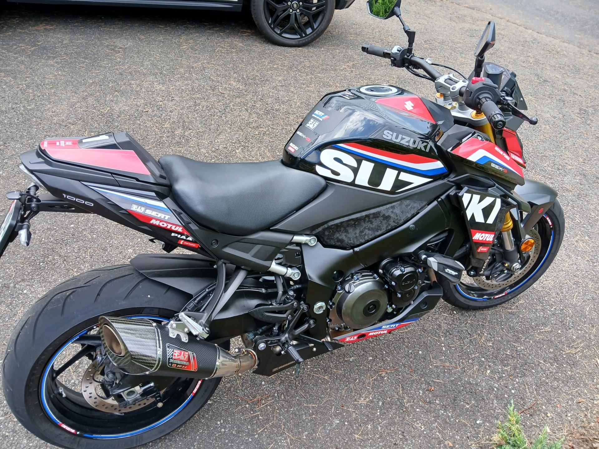 SUZUKI GSX-S 1000-image-4