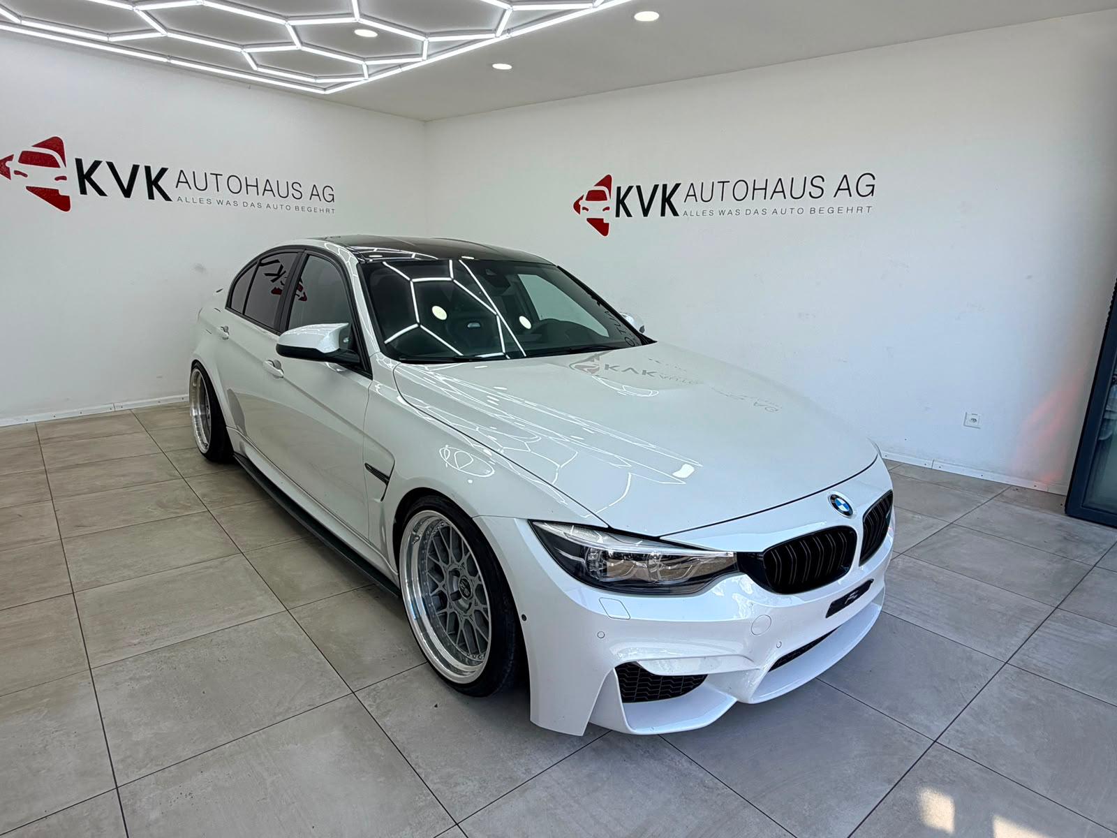 BMW M3 Drivelogic | Full Carbon | KW | Akrapovic | CH- Fahrzeug |-showroom-element-3