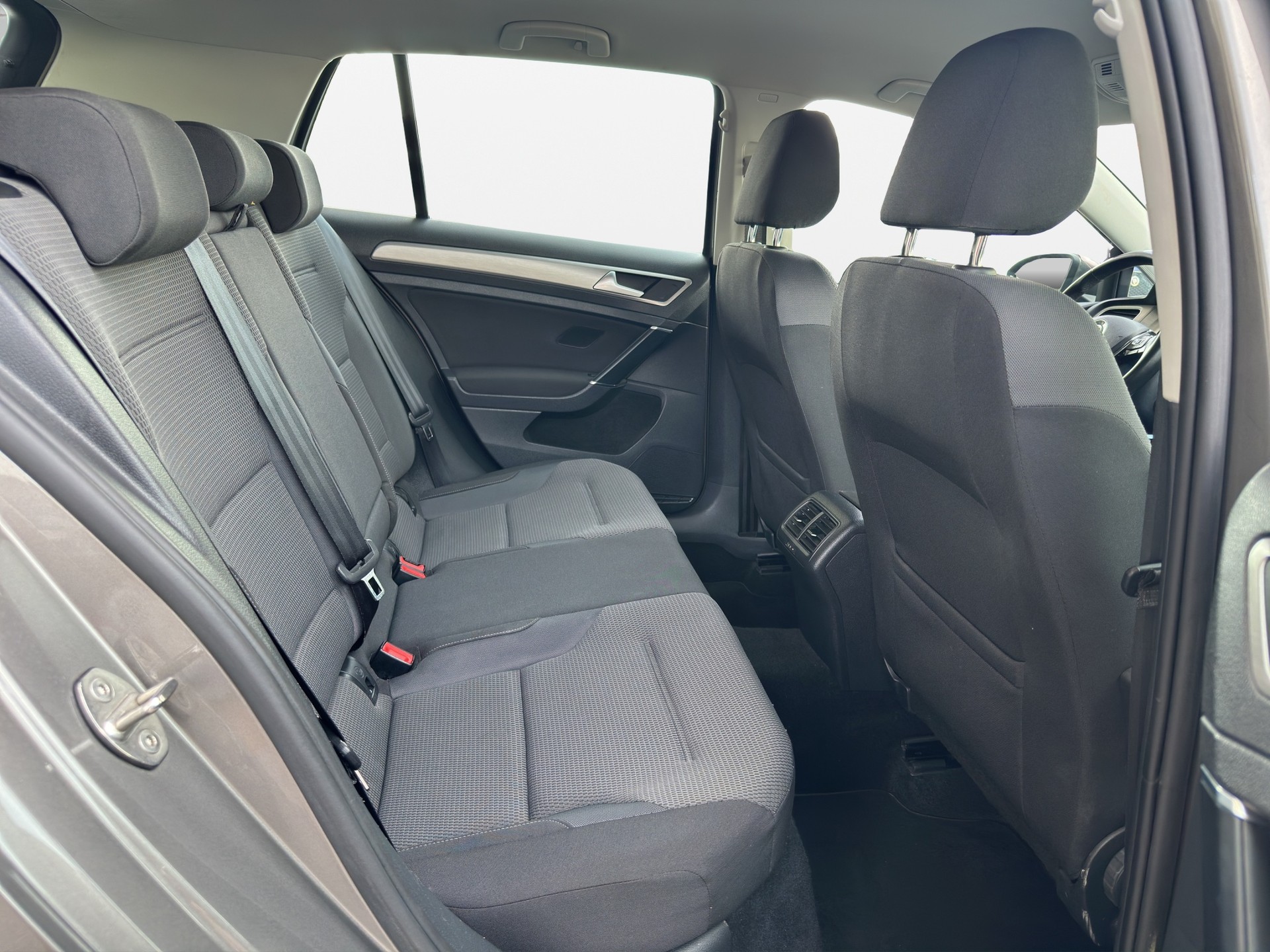 VW Golf 1.4 TSI Comfortline Start-image-12