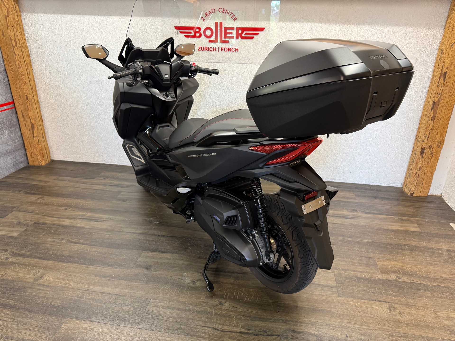 HONDA NSS 350 Smart Top Box-image-8