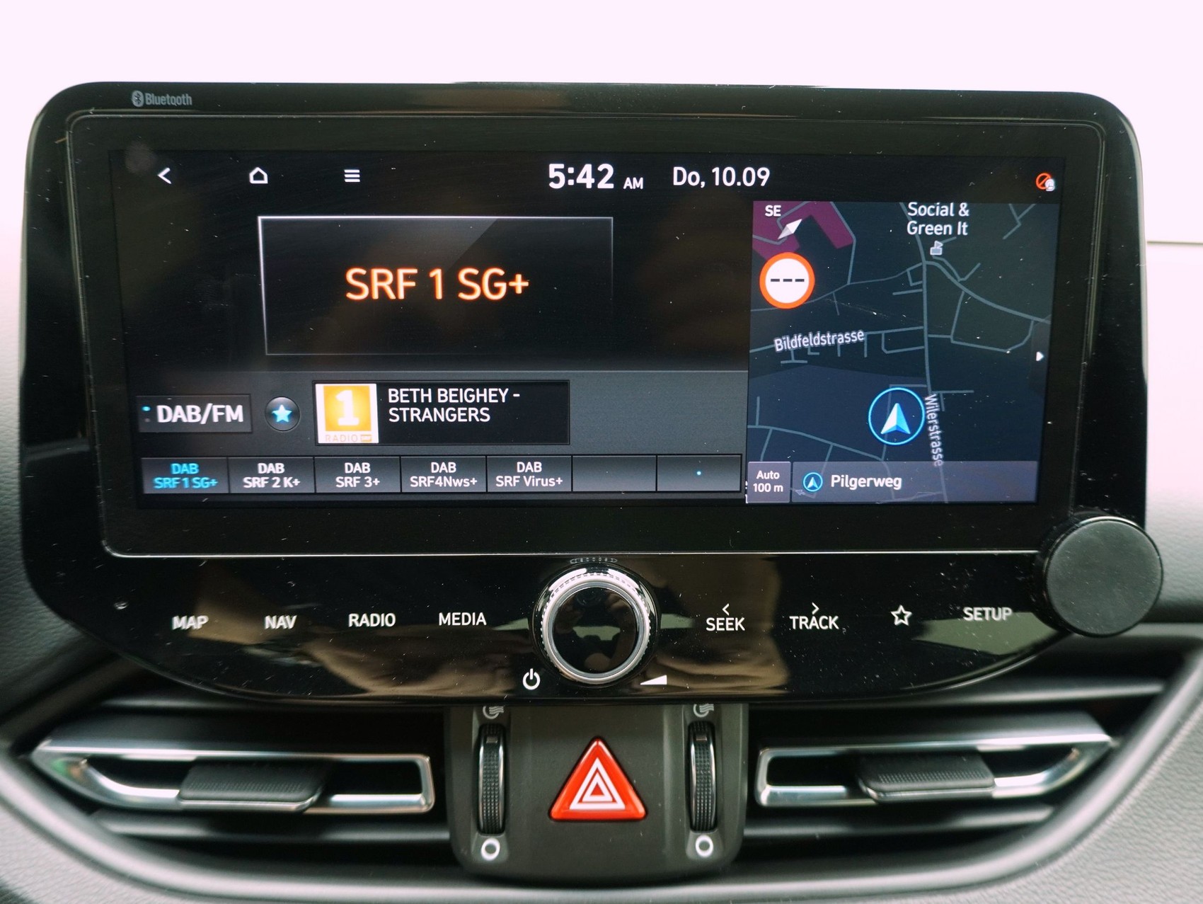 HYUNDAI i30 1.5 T-GDi N-Line-image-16