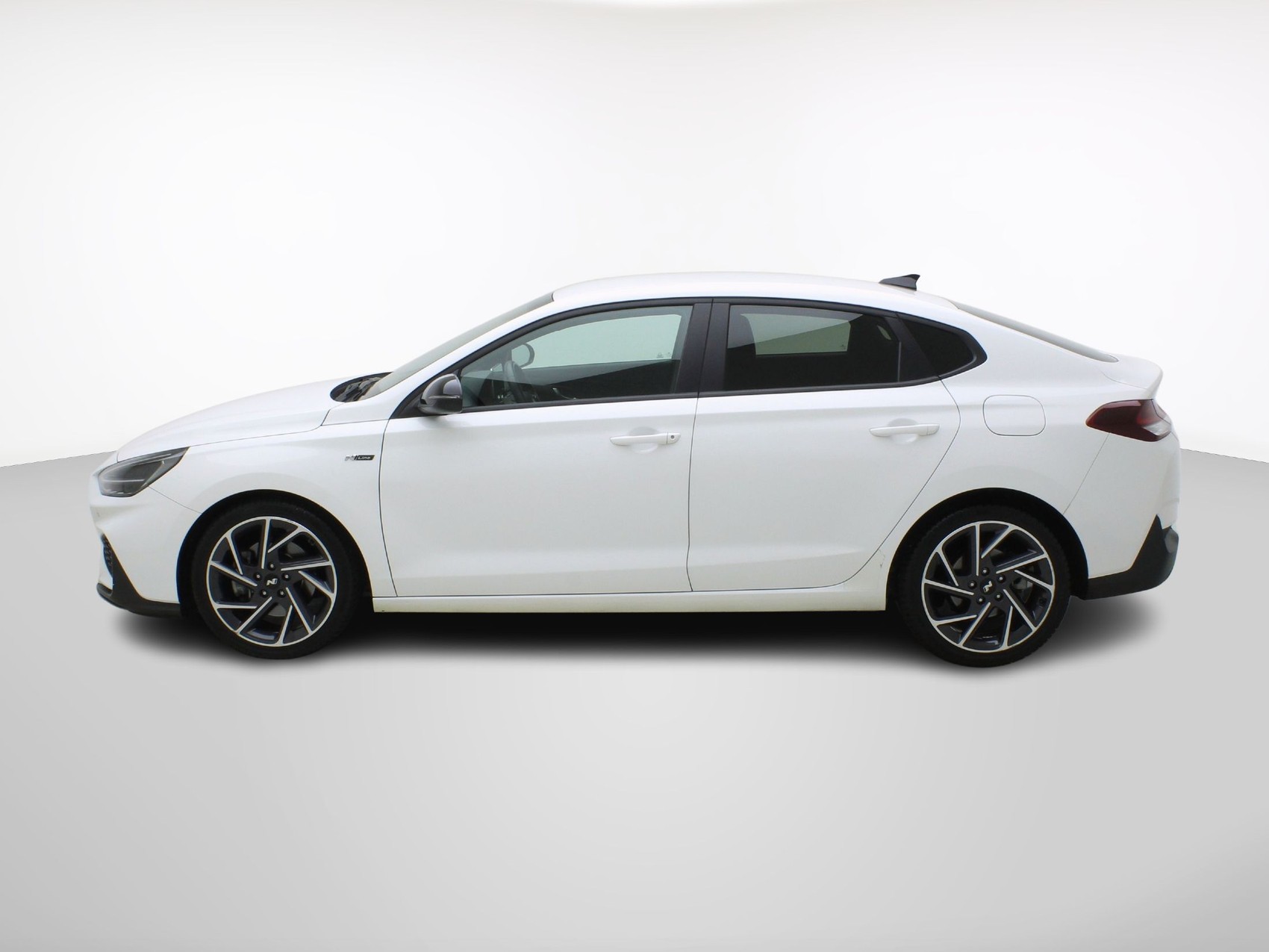 HYUNDAI i30 1.5 T-GDi N-Line-showroom-element-2