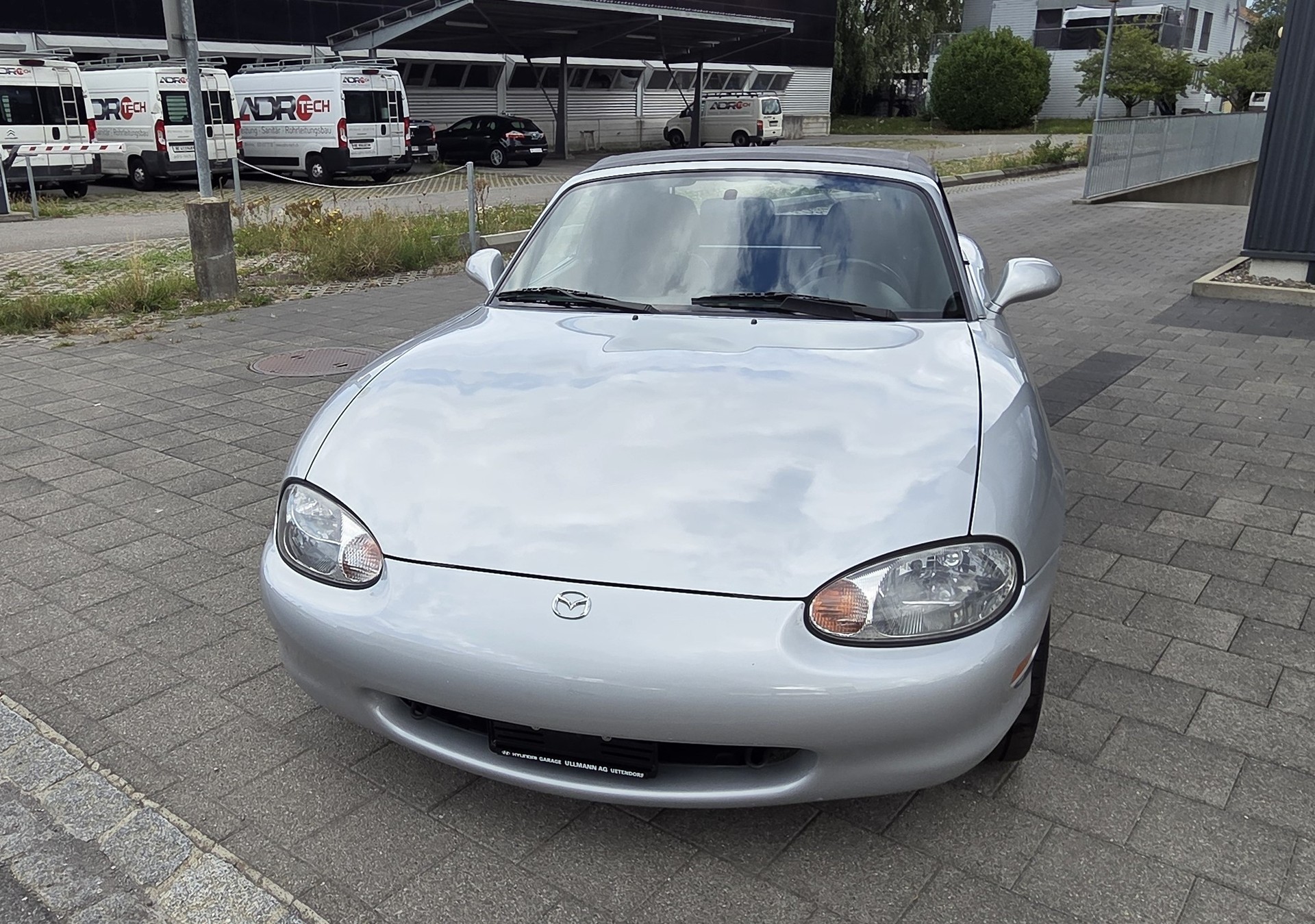 MAZDA MX-5 1.8i-16 Youngster