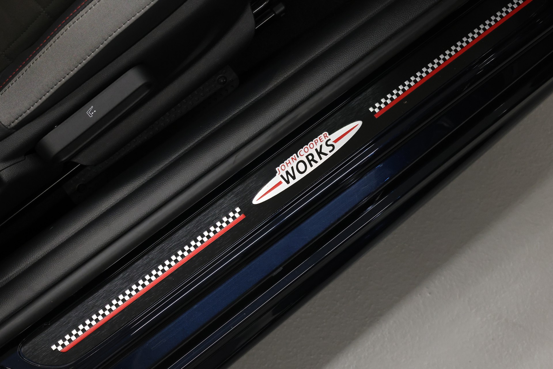 MINI Cabrio F57 2.0i John Cooper Works SAG-image-26