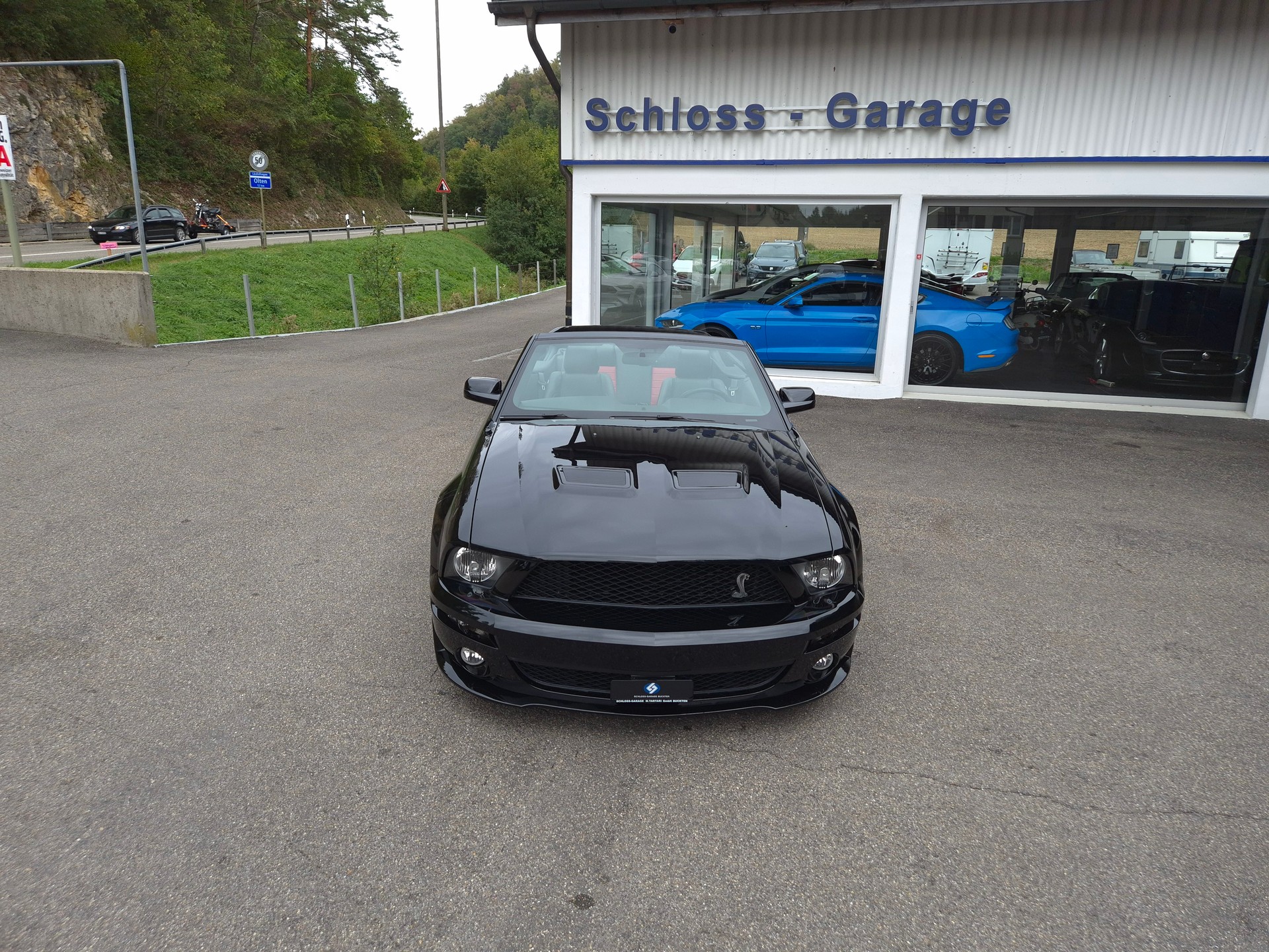 FORD Mustang Shelby GT500 SVT-showroom-element-2