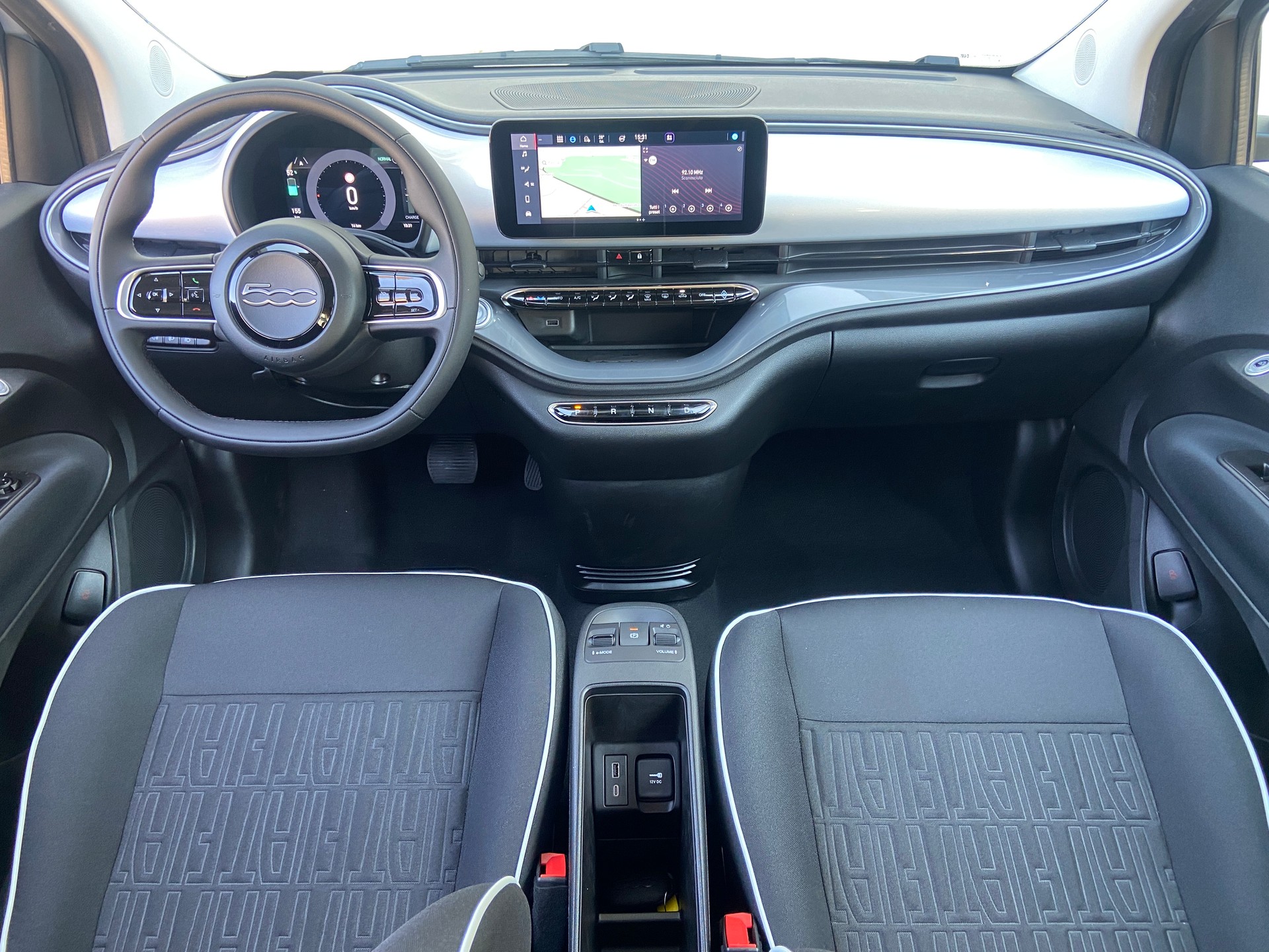 FIAT 500 electric 118PS Vita-showroom-element-2