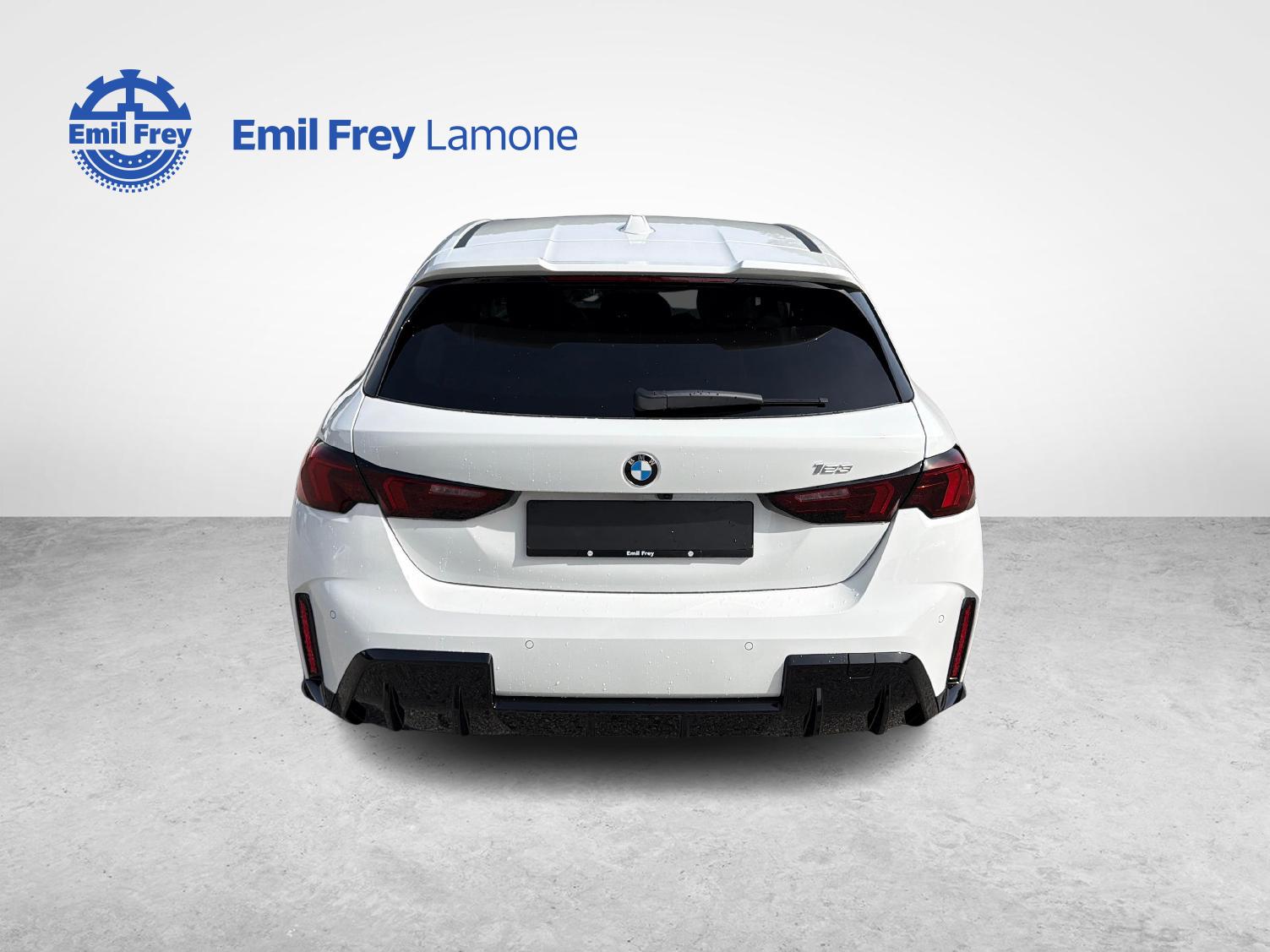 BMW 123 xDrive-showroom-element-3