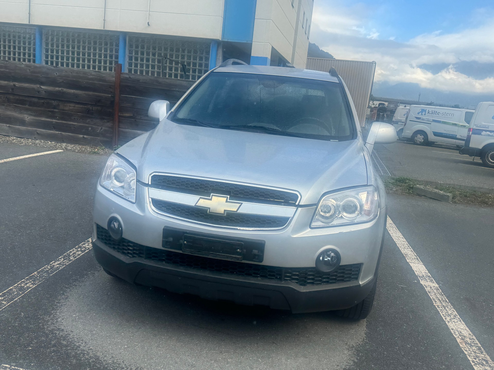 CHEVROLET Captiva 2.0 VCDi Sport 4WD Automatic-image-2