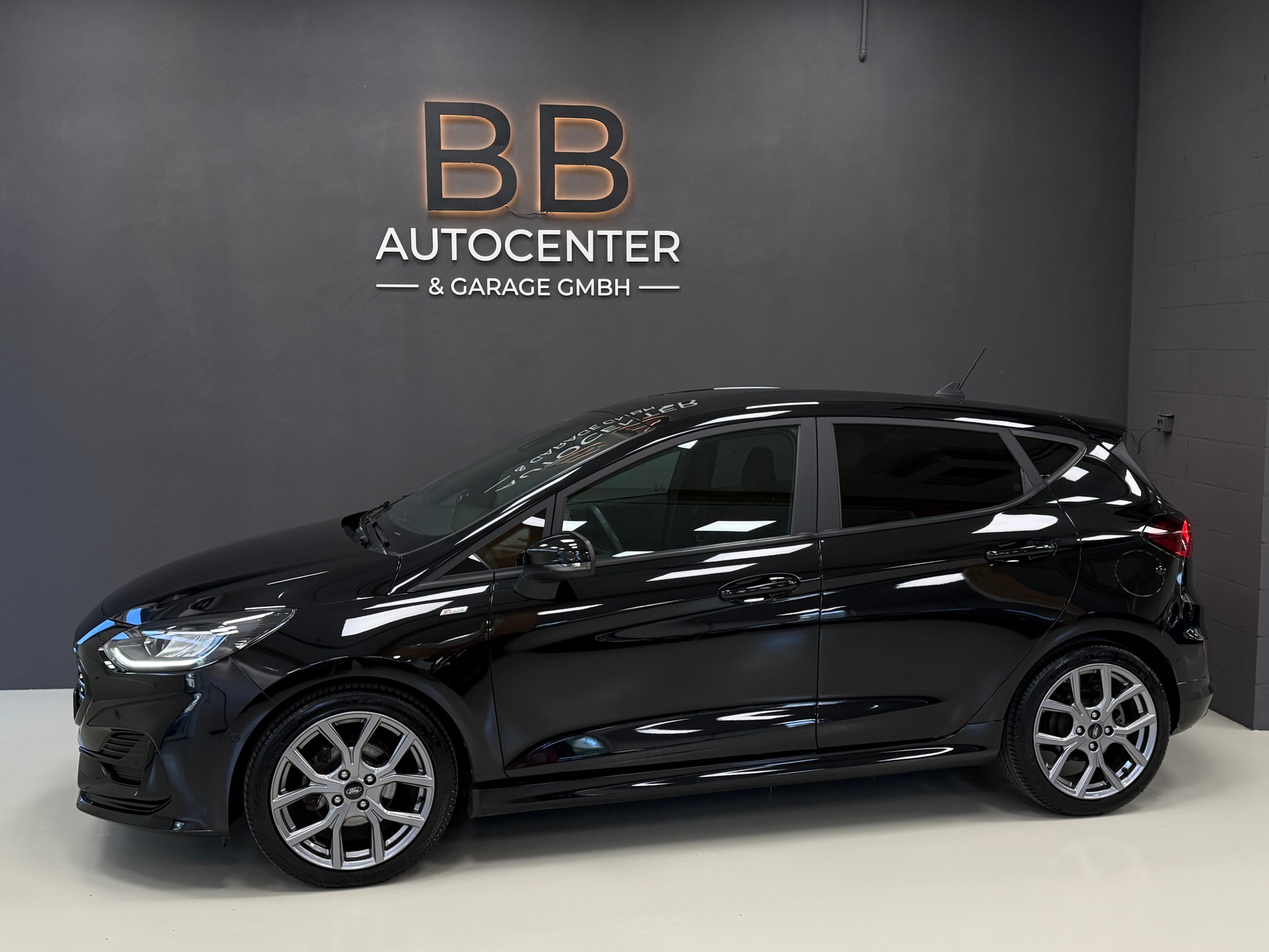 FORD Fiesta 1.0 SCTi MHEV ST Line X Automat-showroom-element-2