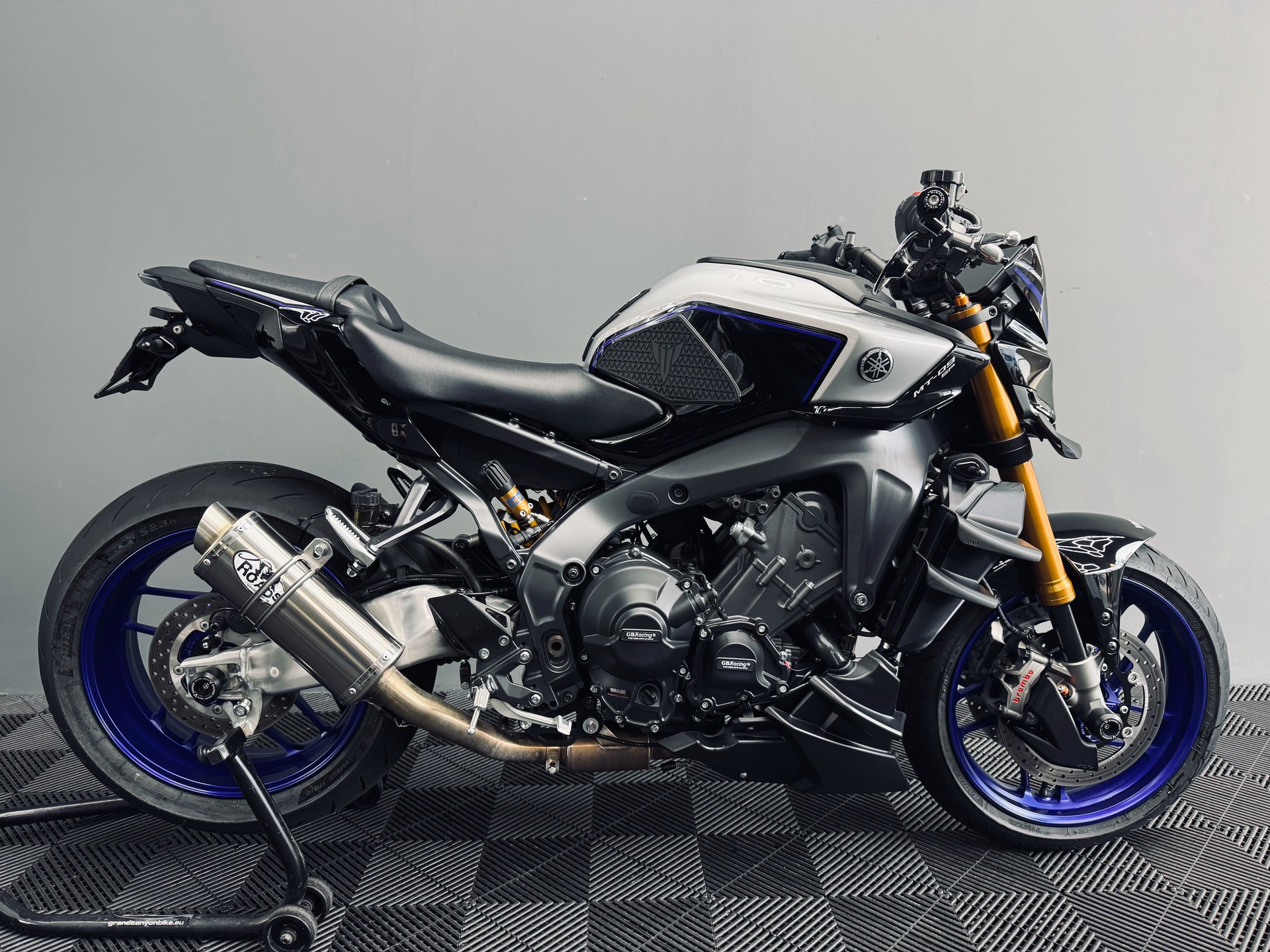 YAMAHA SP-image-1