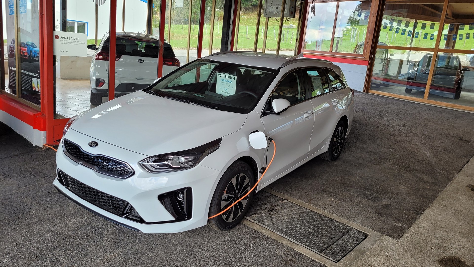 KIA Ceed Sportswagon 1.6 GDi Plug-in Hybrid Power DCT-image-5