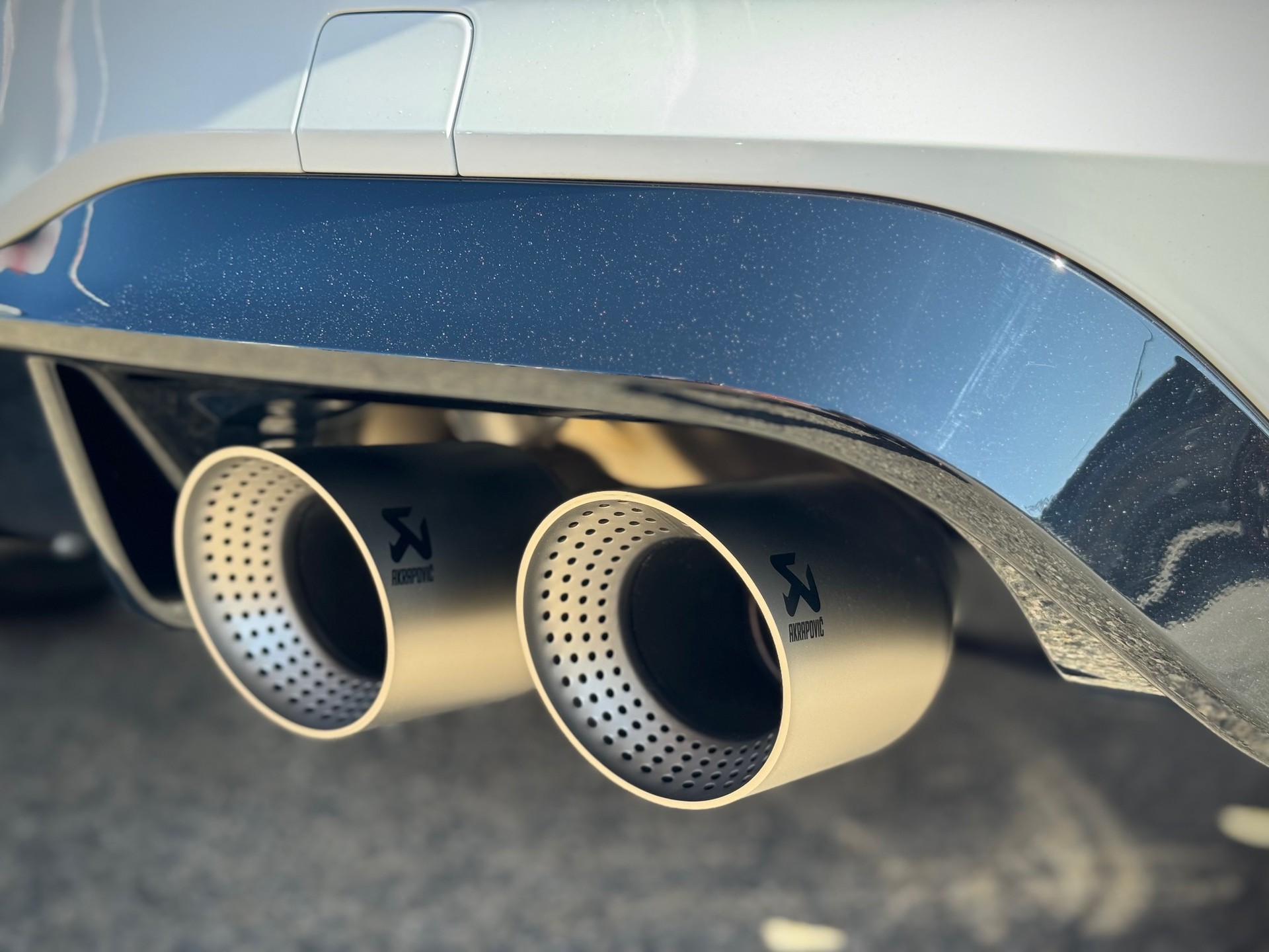 VW Golf 2.0 TSI R Performance DSG 4Motion Akrapovic-image-5