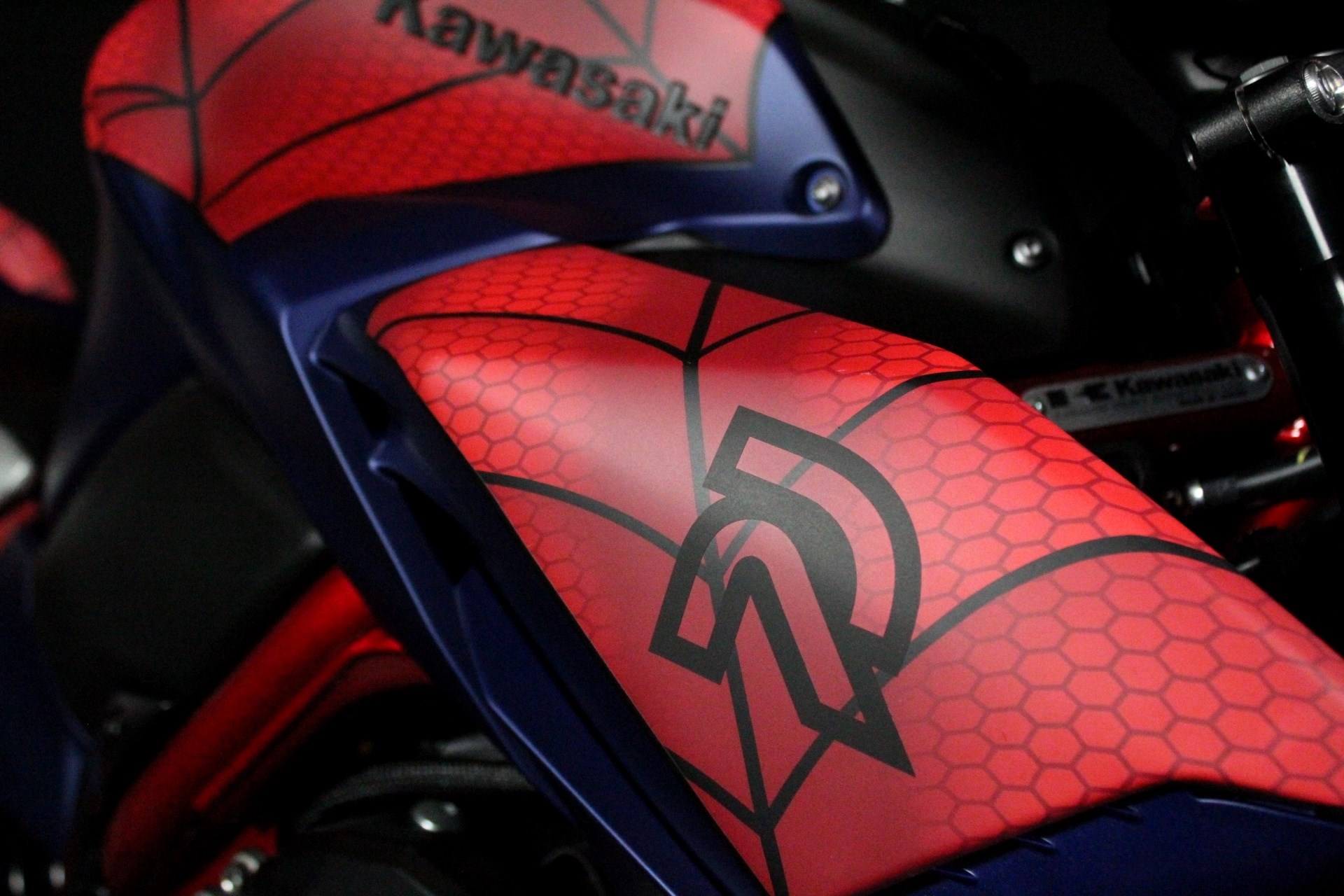KAWASAKI Z 900 (92 KW) *Spiderman*-image-2