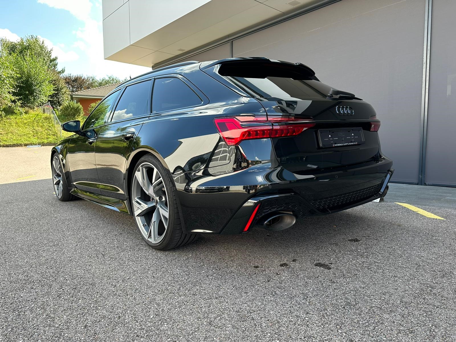 AUDI RS6 Avant 4.0 TFSI V8 quattro-showroom-element-3