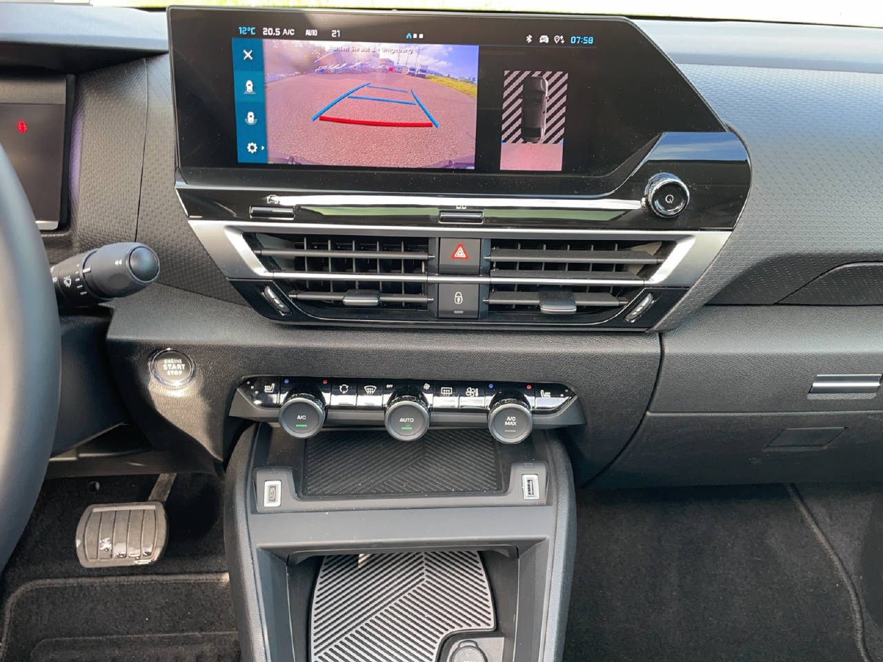 CITROEN C4 X Electric Shine-image-8
