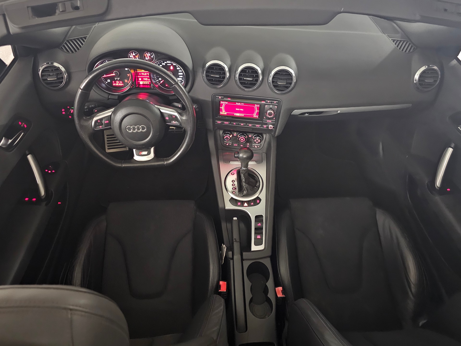 AUDI TT Roadster 2.0 TFSI-image-11