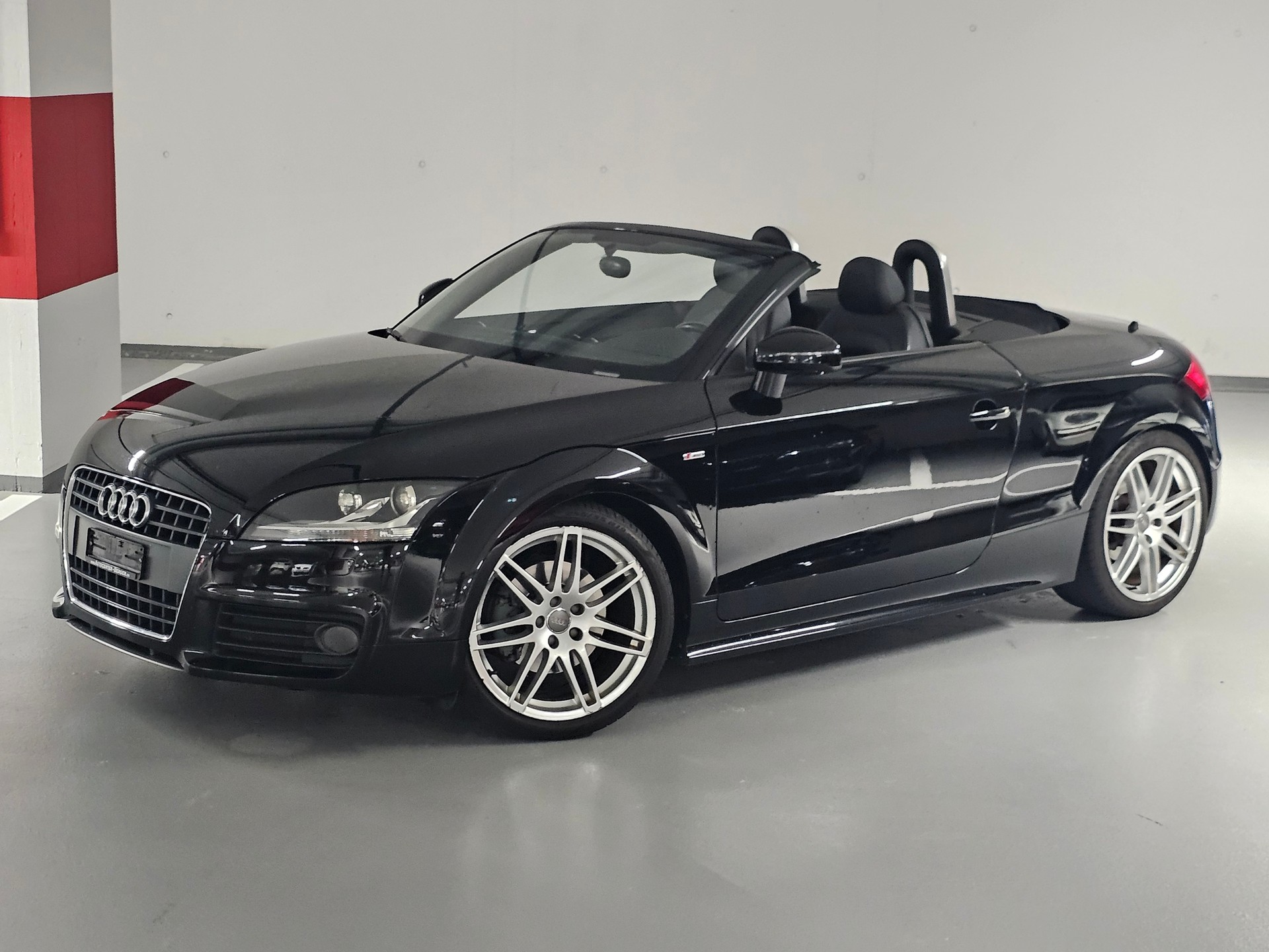 AUDI TT Roadster 2.0 TFSI-showroom-element-1