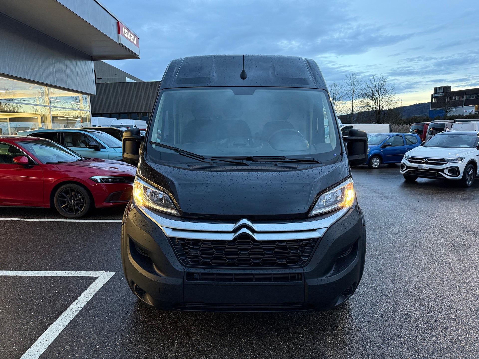 CITROEN Jumper 35+ 2.2 BlueHDi 165 PS L4H2 Holzboden AHK 3TNur bei Garage Zöllig - Finanzierung OHNE Zins möglich,-showroom-element-1