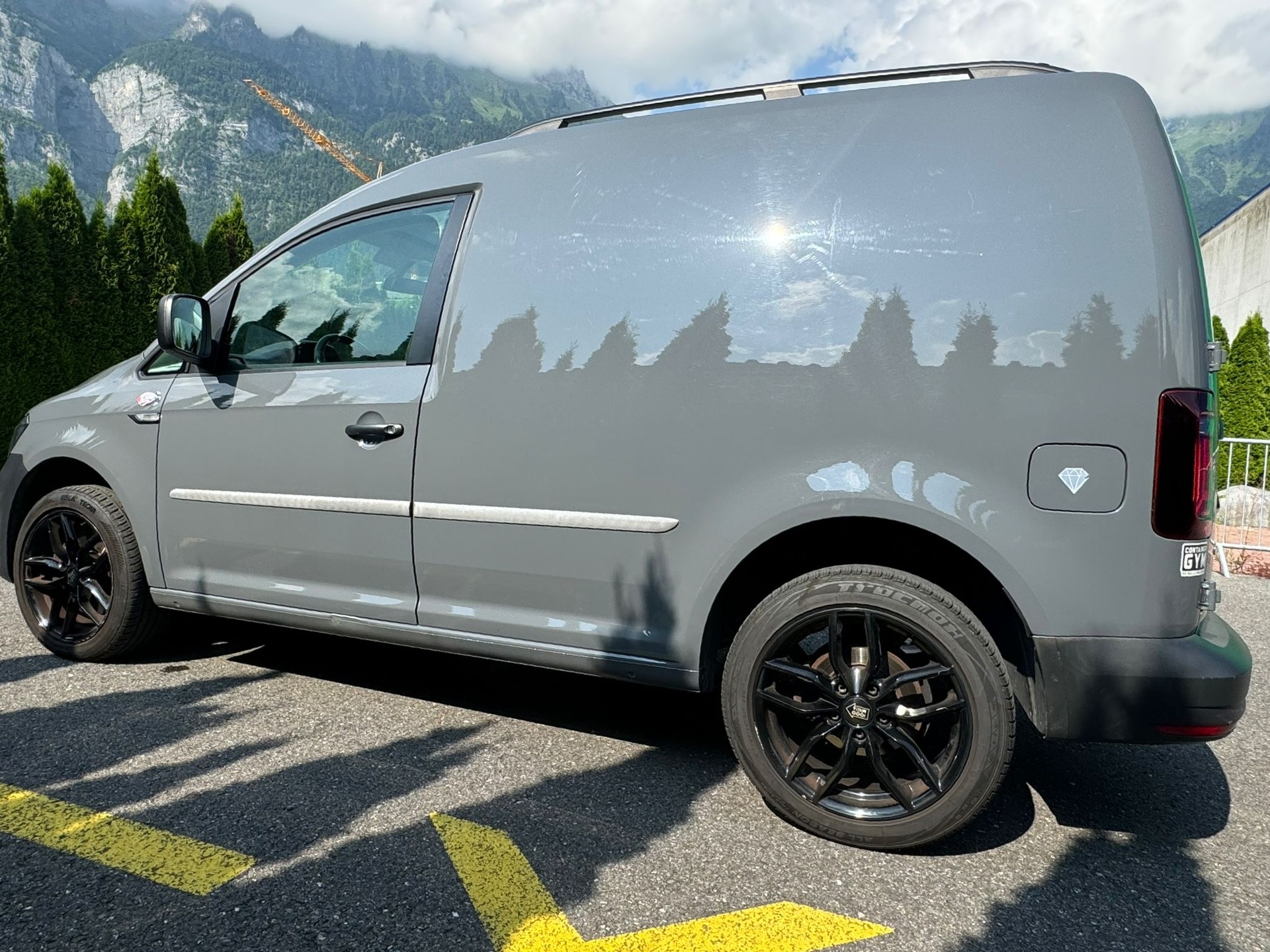 VW Caddy 2.0TDI BlueMotion Technology DSG-image-4