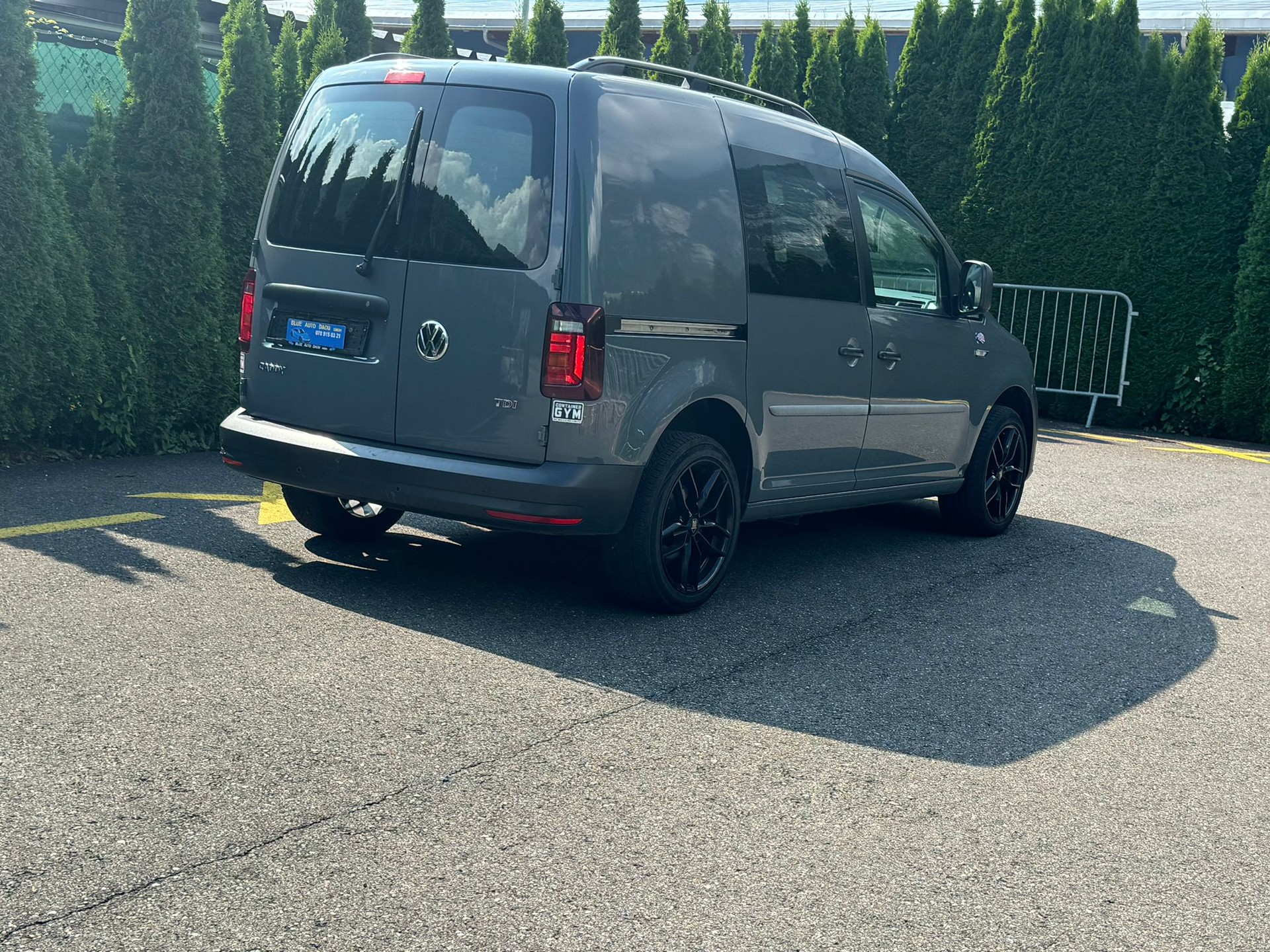 VW Caddy 2.0TDI BlueMotion Technology DSG-image-7