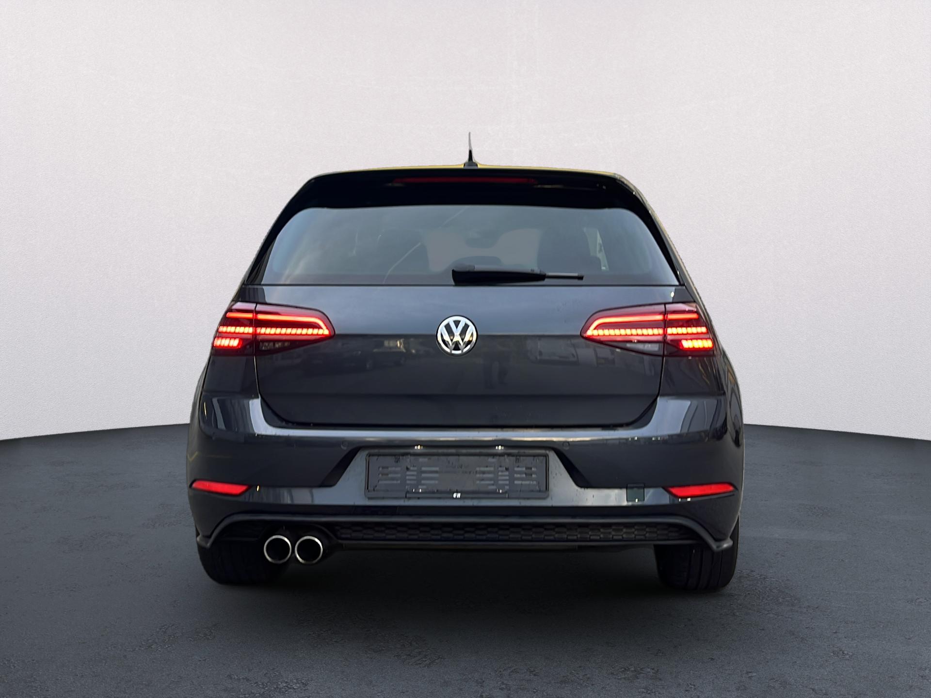 VW Golf VII 2.0 TDI GTD DSG-image-4