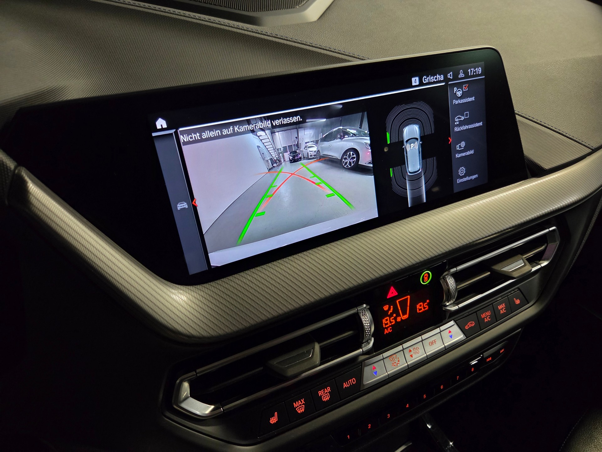BMW M135i xDrive-image-5
