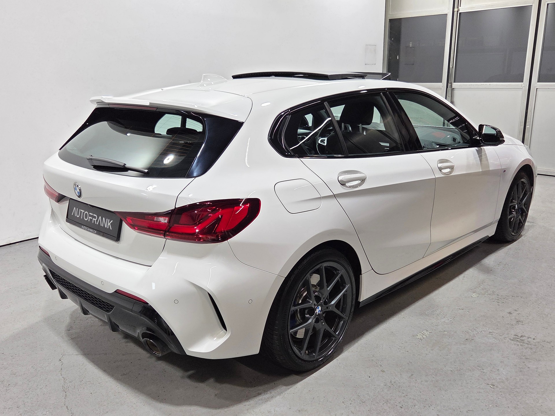 BMW M135i xDrive-image-21