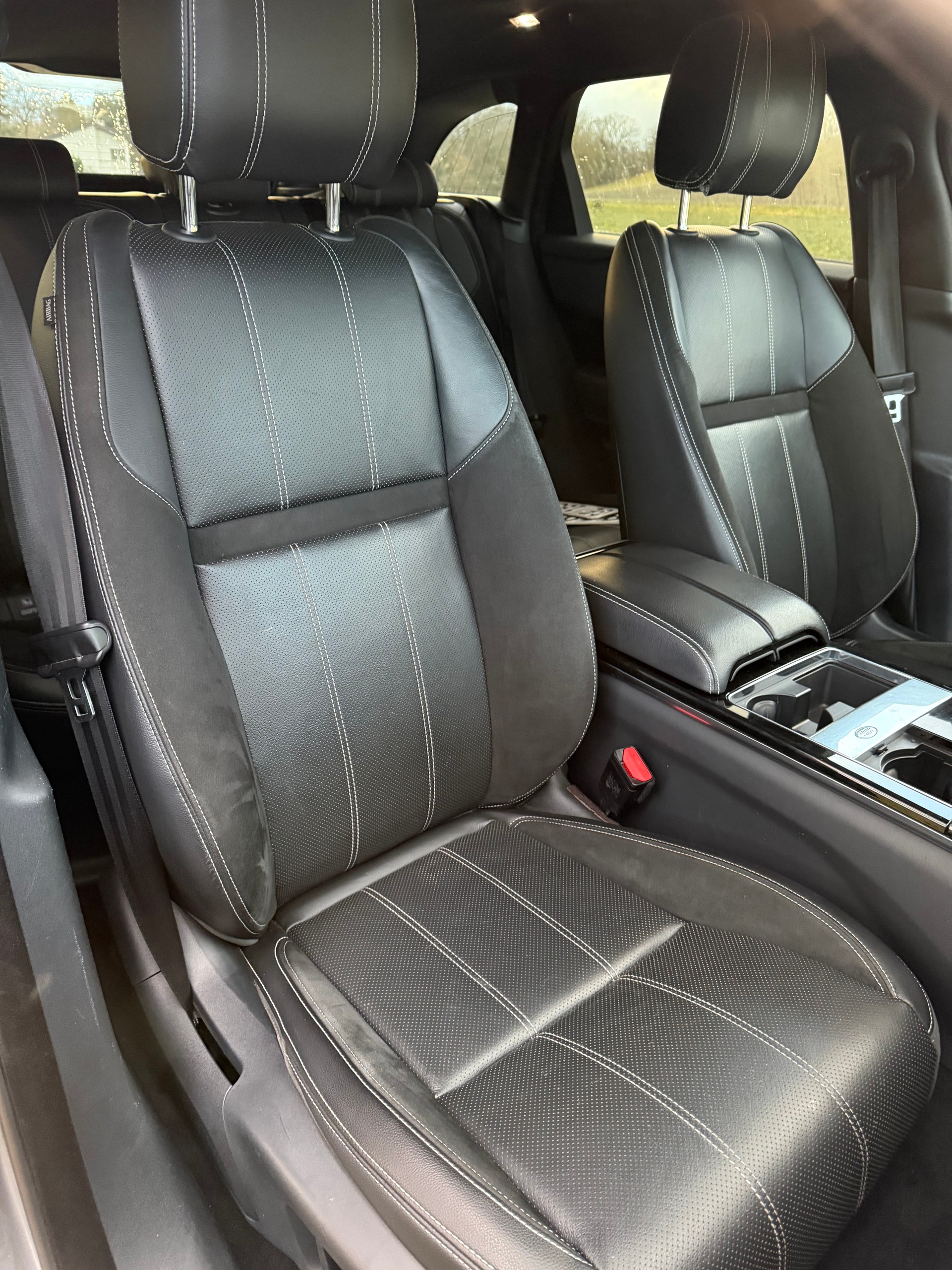 LAND ROVER Range Rover Velar R-Dynamic P 250 S Automatic-image-12