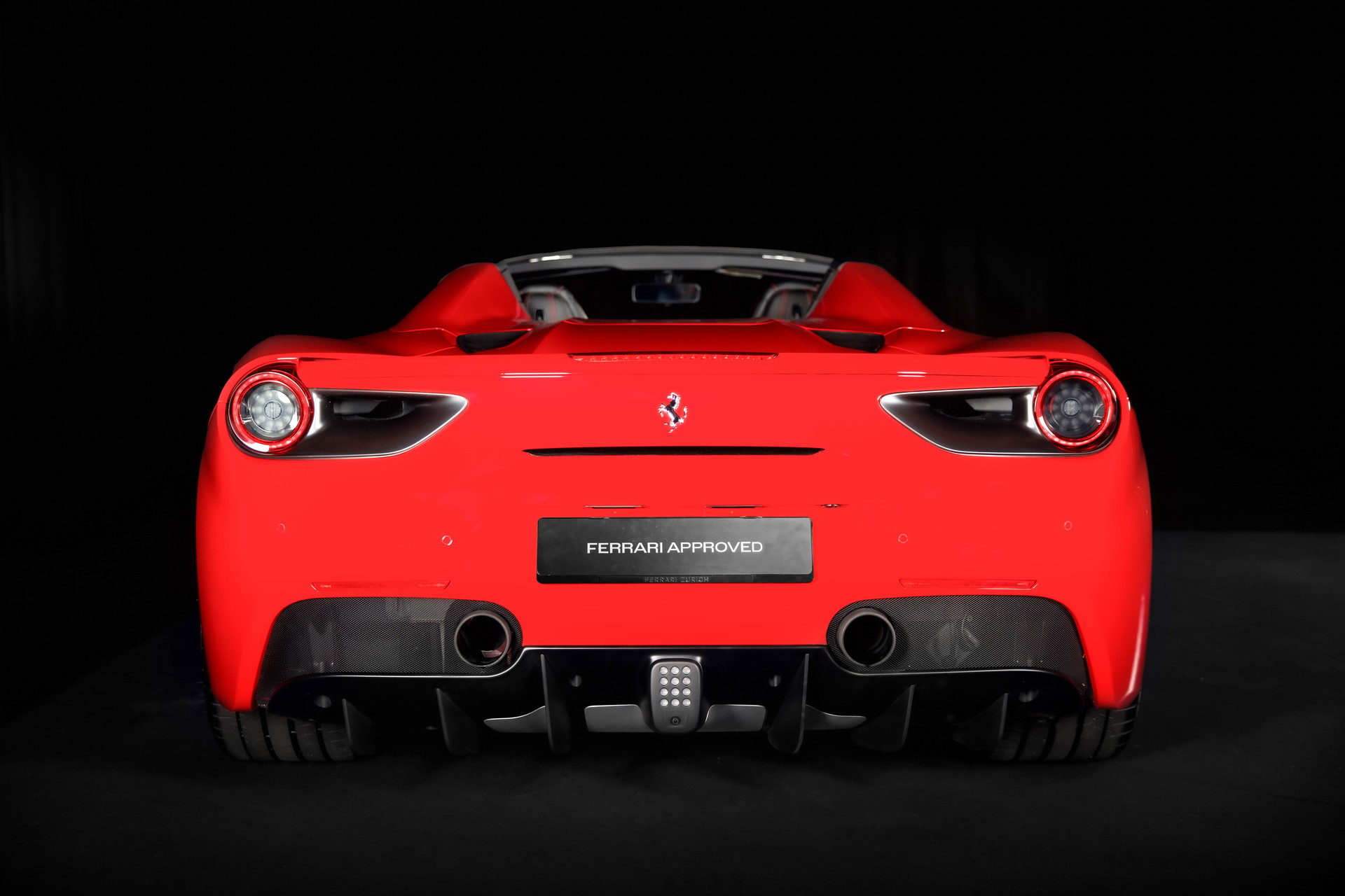 FERRARI 488 Spider 3.9 V8-image-5
