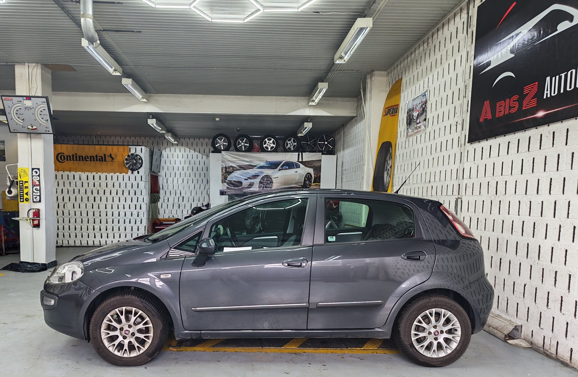 FIAT Punto Evo 1.4 Dynamic-image-2