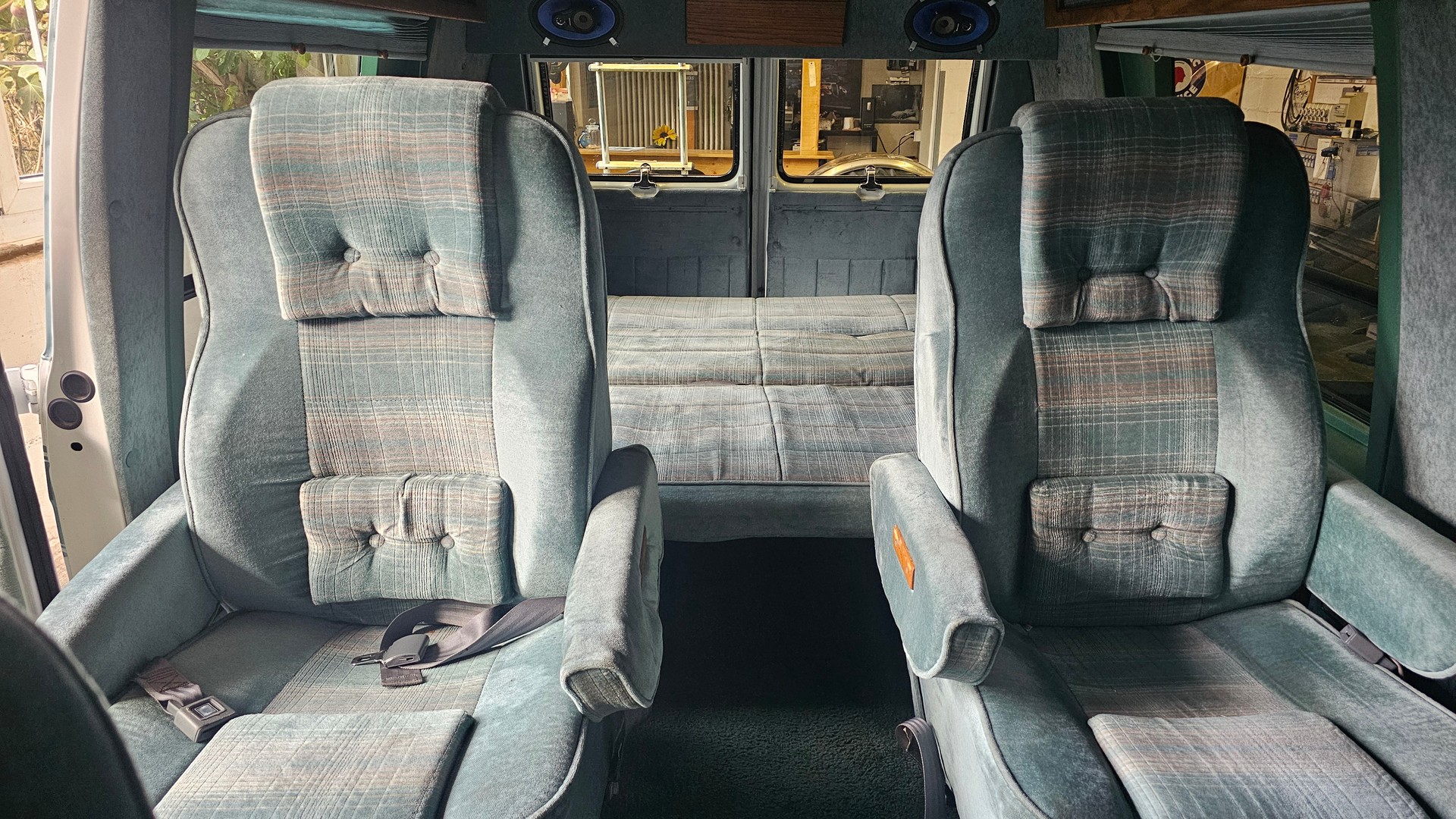 CHEVROLET Van G20 5.7-image-10