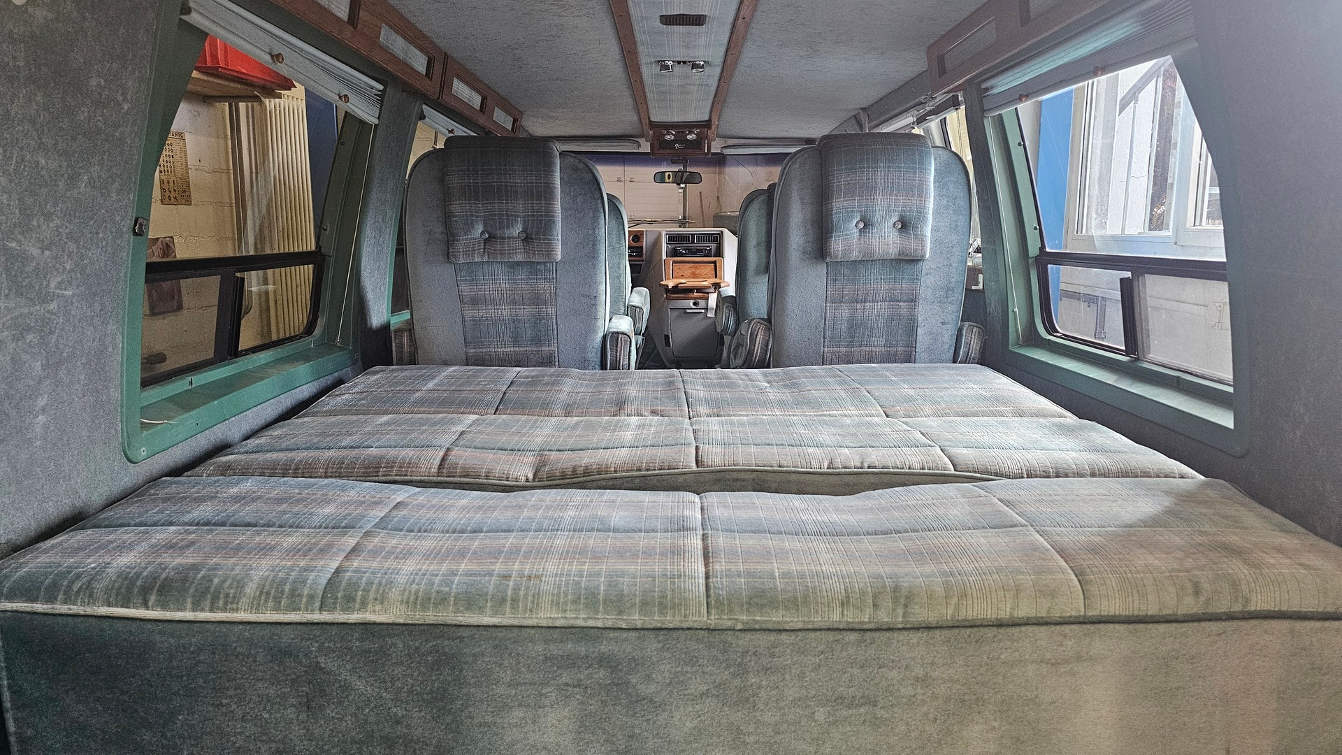 CHEVROLET Van G20 5.7-image-11