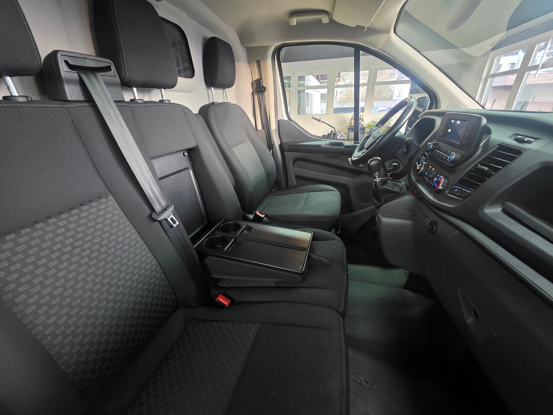 FORD Transit Custom Van 300 L1H1 Trend-image-8