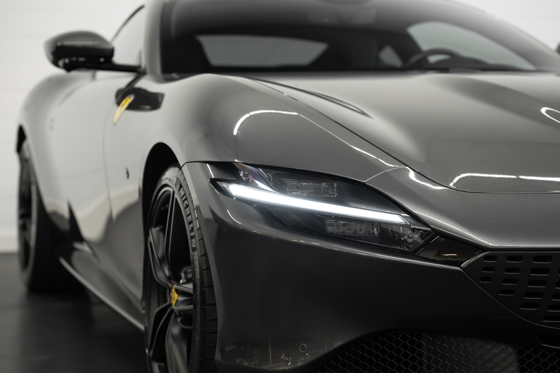 FERRARI Roma 3.9 V8 T-image-5