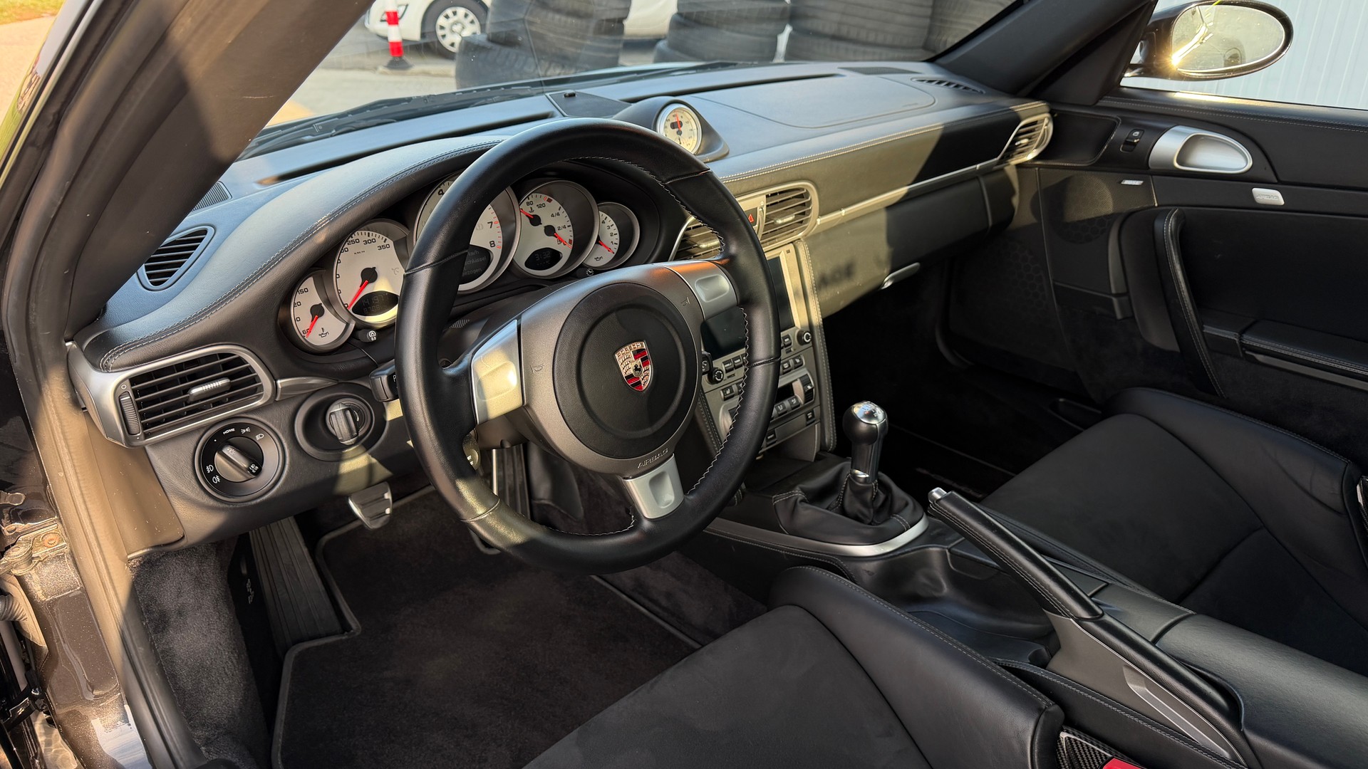 PORSCHE 911 Turbo 9FF-image-15