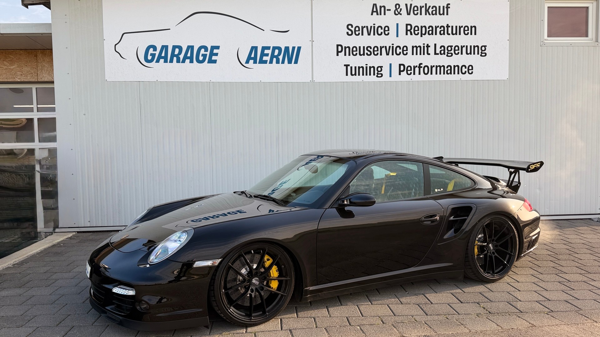 PORSCHE 911 Turbo 9FF