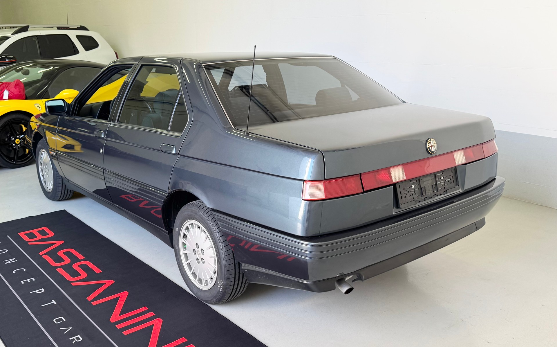 ALFA ROMEO 164 3.0-image-3
