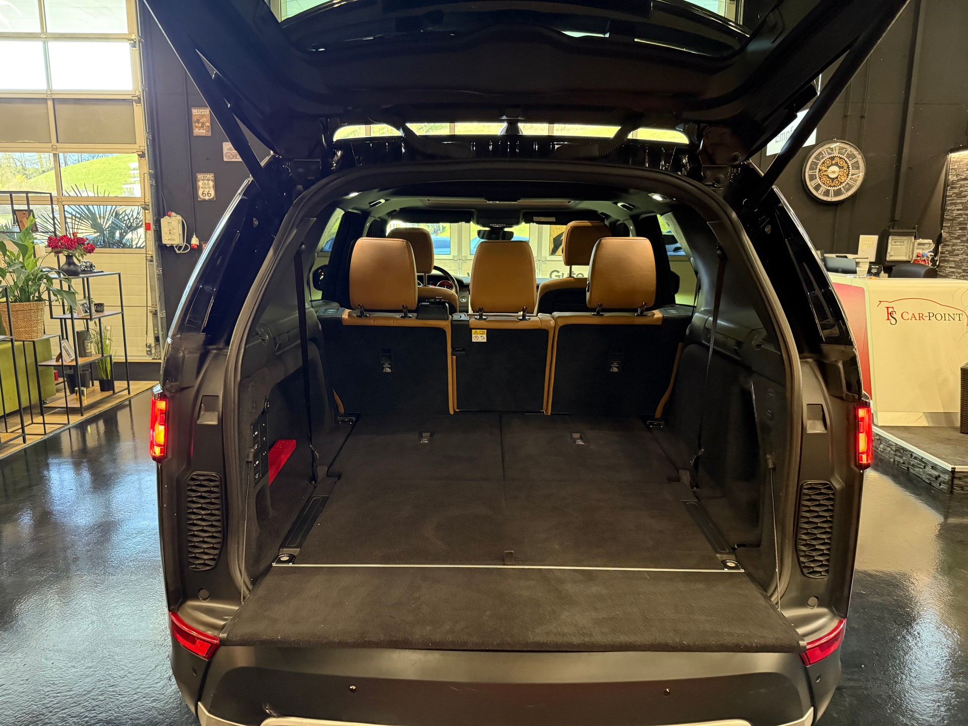 LAND ROVER Discovery 2.0 SD4 HSE Automatic-image-22