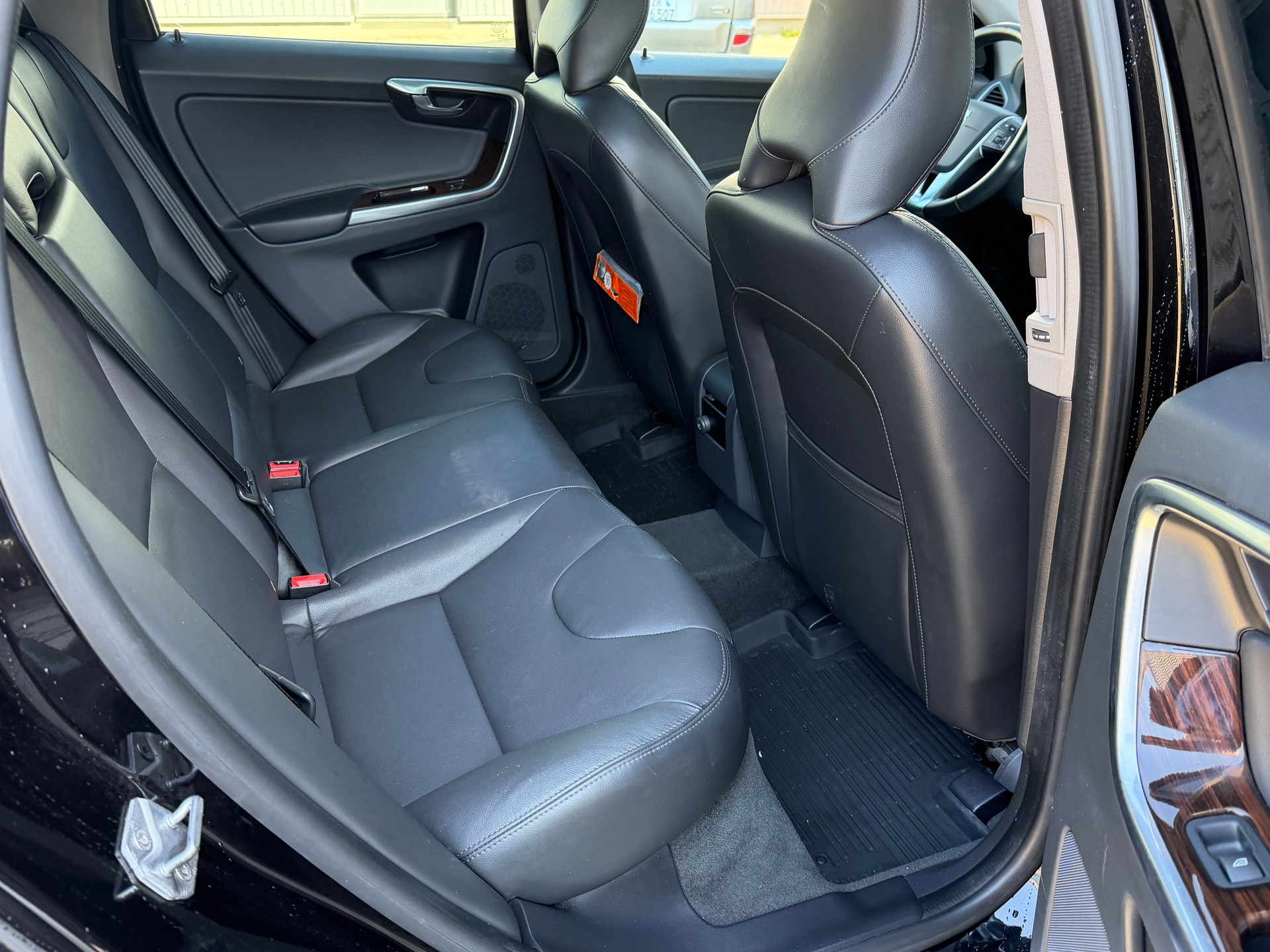 VOLVO XC60 2.0 T5 Summum AWD S/S-image-12