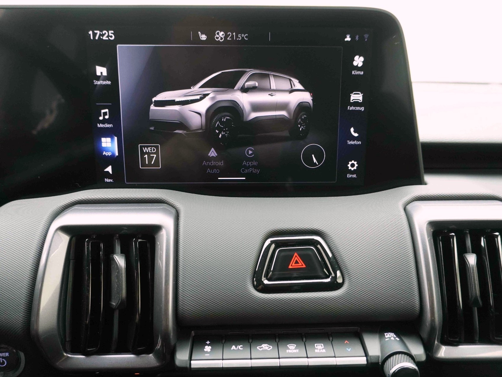 TOYOTA Urban Cruiser Premium AWD inkl. Panoramadach đ-image-12