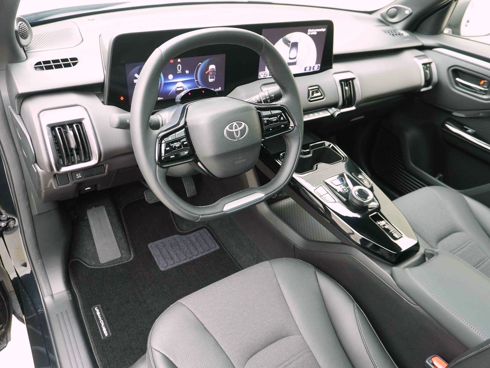 TOYOTA Urban Cruiser Premium AWD inkl. Panoramadach đ-image-8